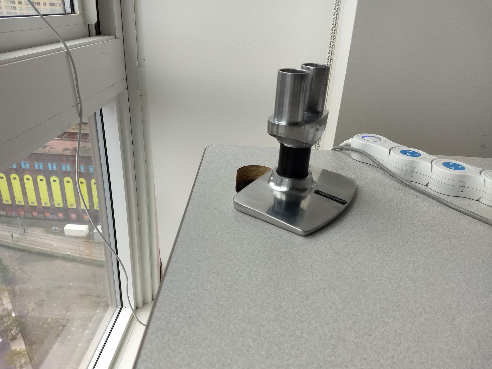 Ergotron LX Dual Monitor Arm, VESA Desk Mount - for 2 Monitors Up to 27 Inches, 7 to 20 lbs Each - Matte Black customer photo 2