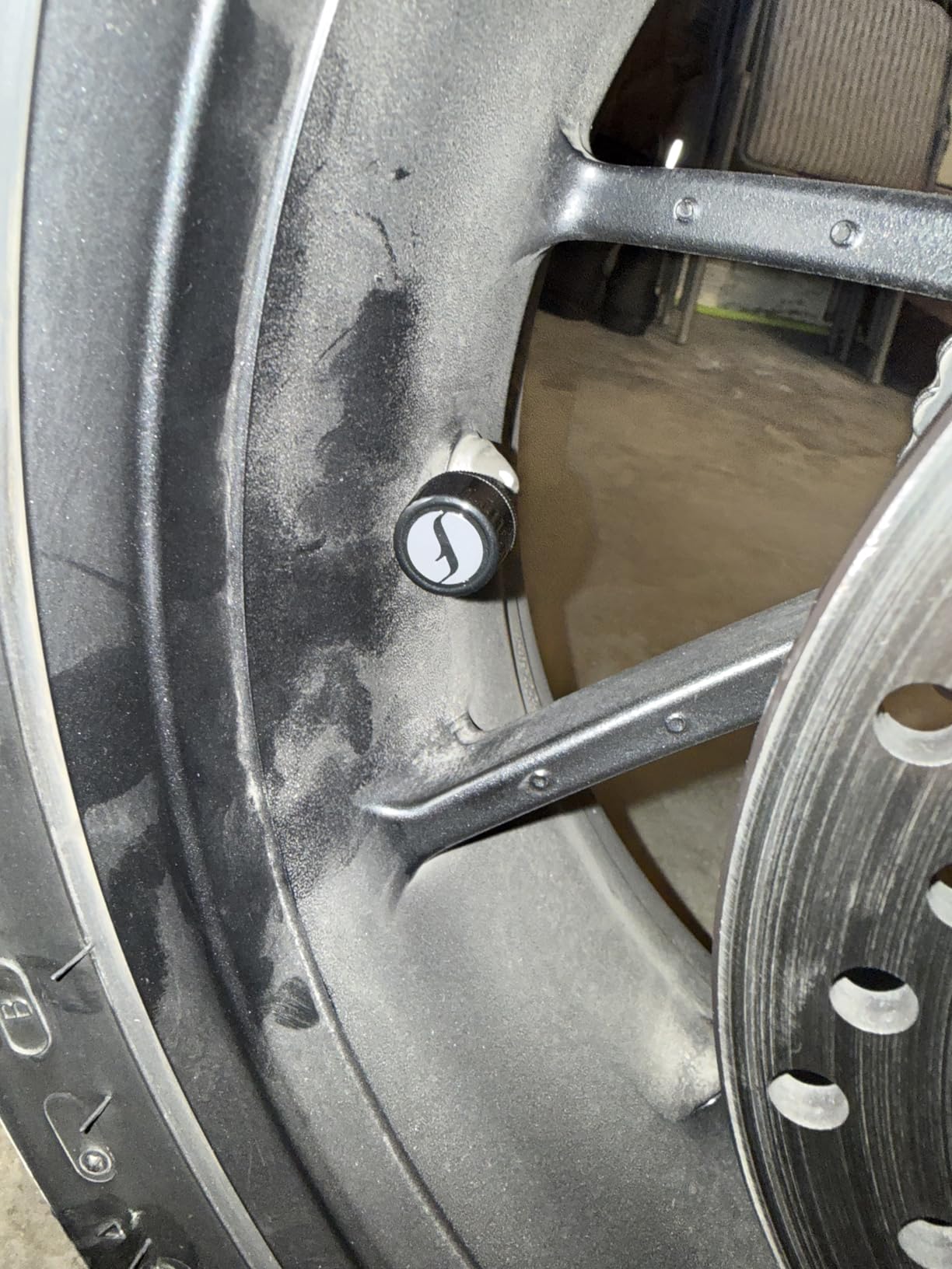 FOBO Bike 2 TPMS (Black) - Wireless Tire Pressure Monitoring System with Bluetooth 5.0 customer photo 2