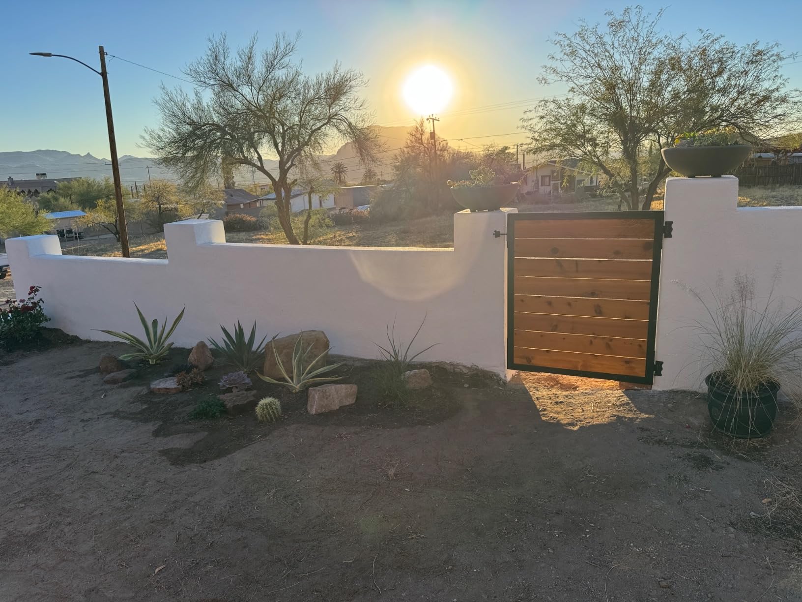 Nuvo Iron PRO8 (PRO 8) Gate Frame, 8 Standard Fence Board Wide x 6' Long, Black, 6 Foot customer photo 1