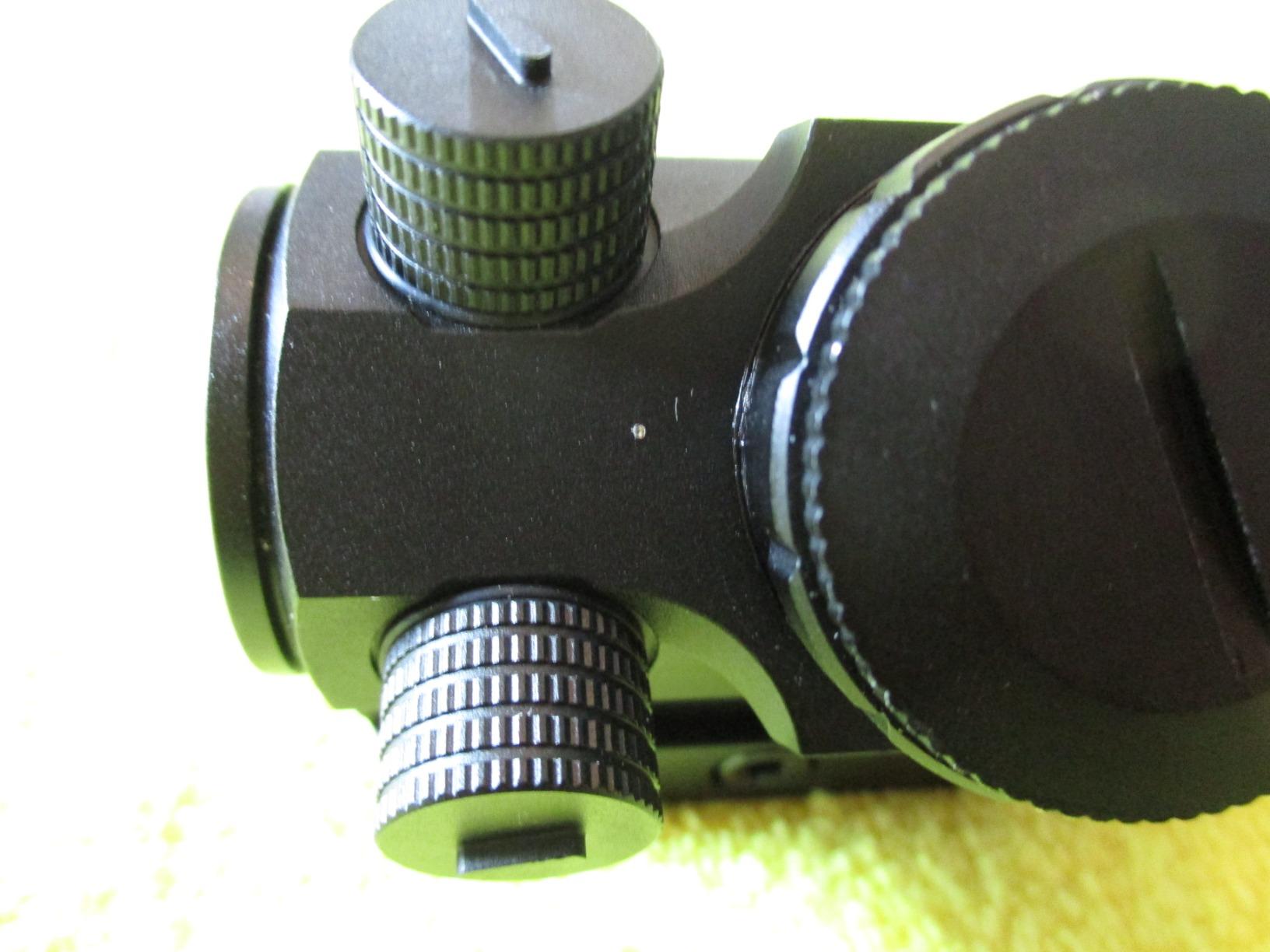 Feyachi RDS-22 2 MOA Red Dot Sight Compact Red Dot Scope 1 x 22mm, Selectable with 5 Slots 0.83