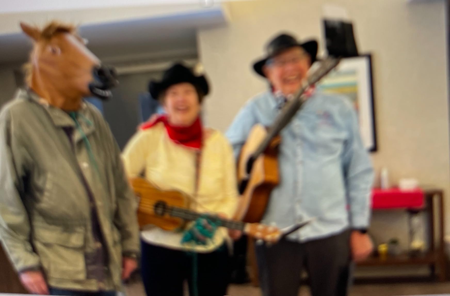 Caramel 30 inch CB103 Zebra wood High Gloss Baritone LCD color display Electric Ukulele Professional Ukelele Kit Beginner Travel Guitar Starter Pack Bundle customer photo 2