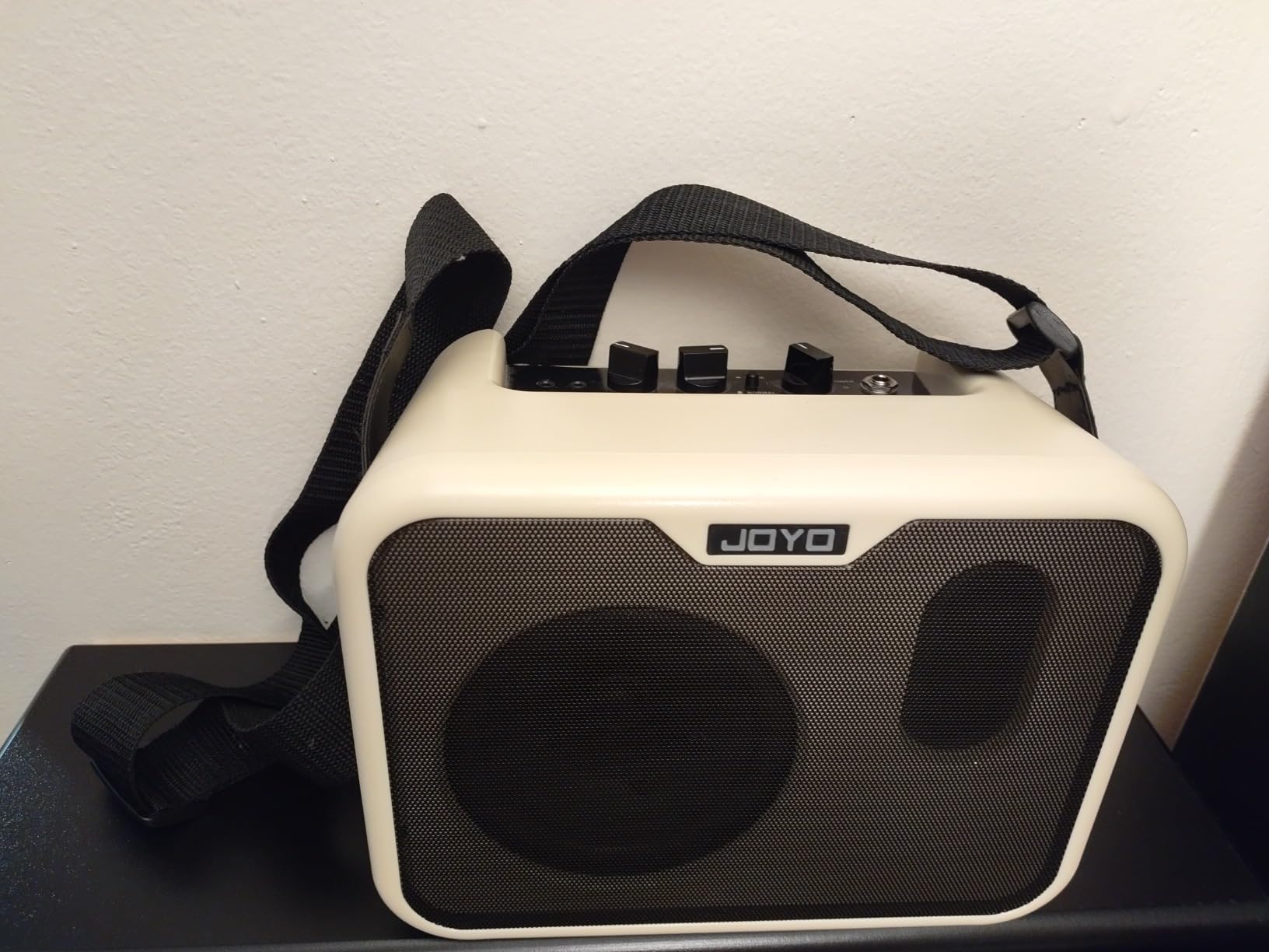 JOYO 10W Mini Bass Amp Bass Guitar Practice Amp Combo Bass Amplifier Portable Small Battery Powered Bass Amp Dual Channel customer photo 1