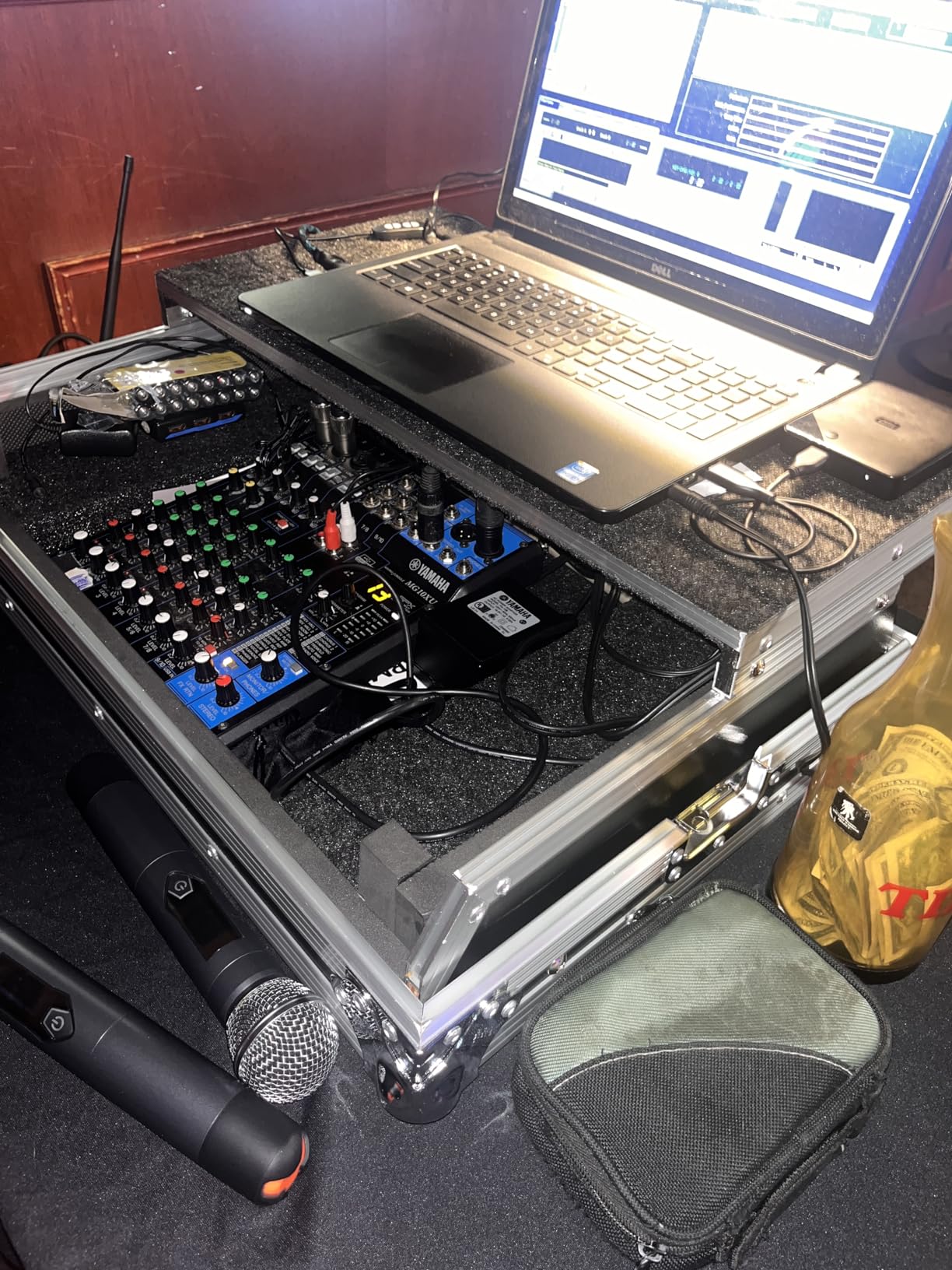 Harmony Audio HCRTMIX8LT Flight Glide Laptop Stand Custom Case Compatible with Reloop Terminal Mix 8 customer photo 1