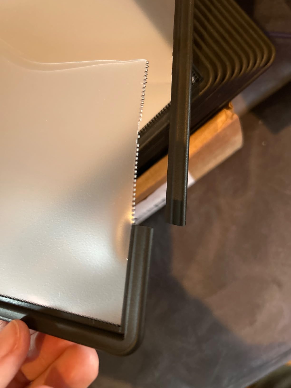 Tarifold Wall Mount Reference and Display System - 10 Double-Sided Letter Pockets - 20 Sheet Capacity customer photo 2