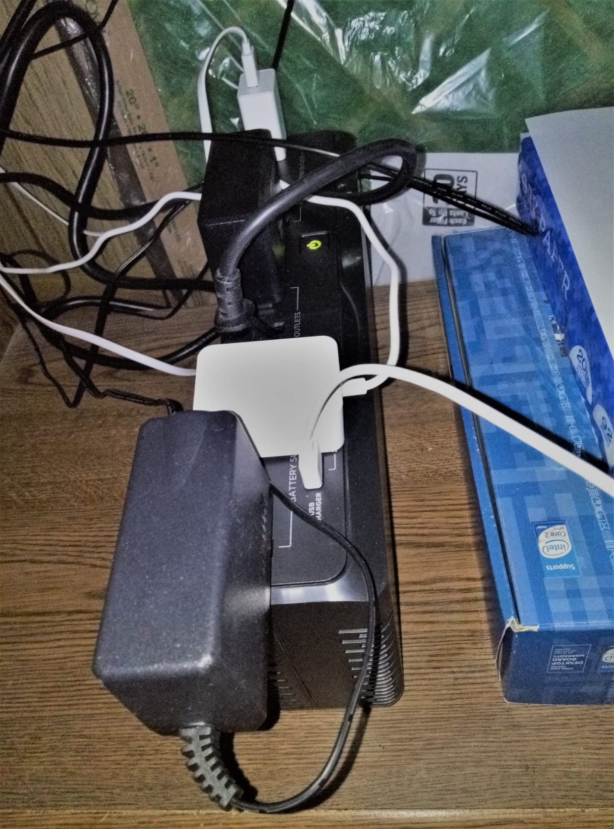 CyberPower SL700U Standby UPS Battery Backup and Surge Protector, 700VA/370W, 8 Outlets, Slim Profile, UL Certified customer photo 1