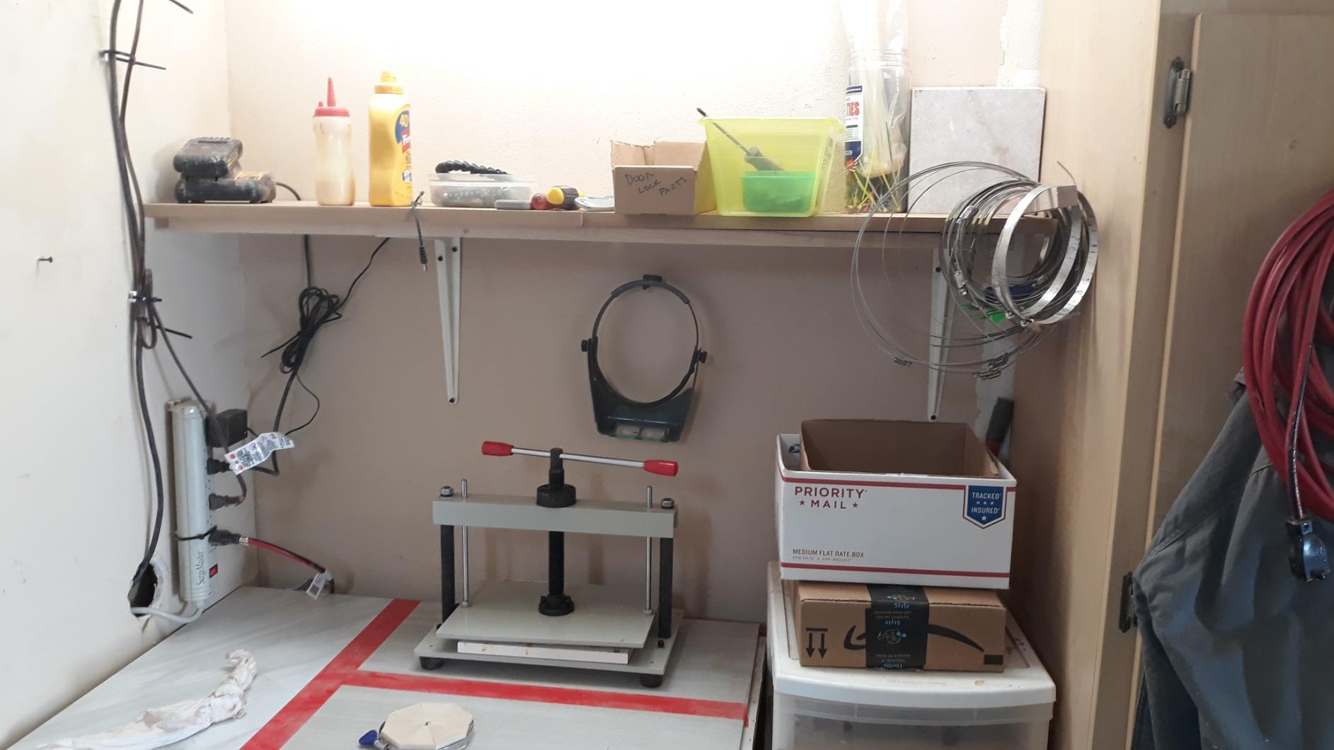 INTBUYING Manual Paper Press Machine A4 Book Steel Notes Invoice Bookbinder Press Bookbinding Notes Office Invoice Bookbinder Flattening Machine 3306lbs (1500kg) Pressure customer photo 1