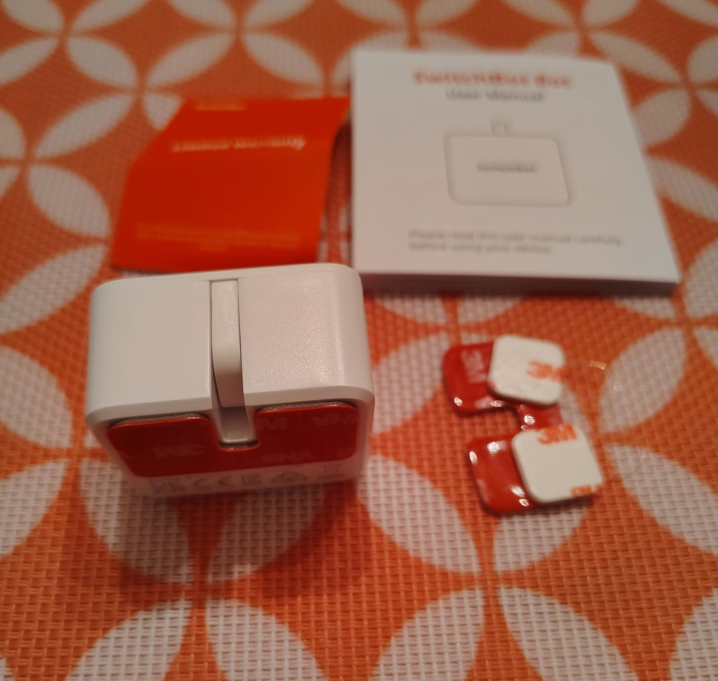 SwitchBot Hub Mini Smart Remote - IR Blaster, Link SwitchBot to Wi-Fi (Support 2.4GHz), Control TV, Air Conditioner, Compatible with Alexa, Google Home, IFTTT (White) customer photo 2