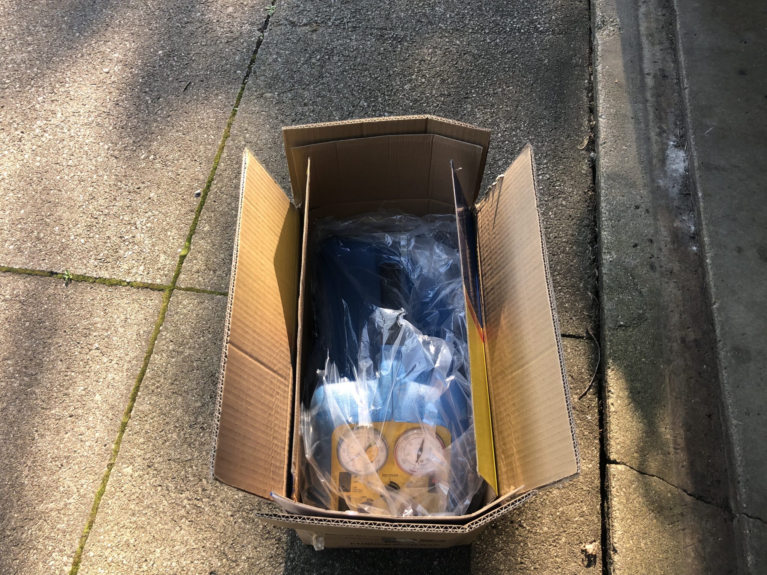 VIVOHOME 110-120V AC 60Hz 3/4HP Single Cylinder Portable Refrigerant Recovery Machine Blue customer photo 3