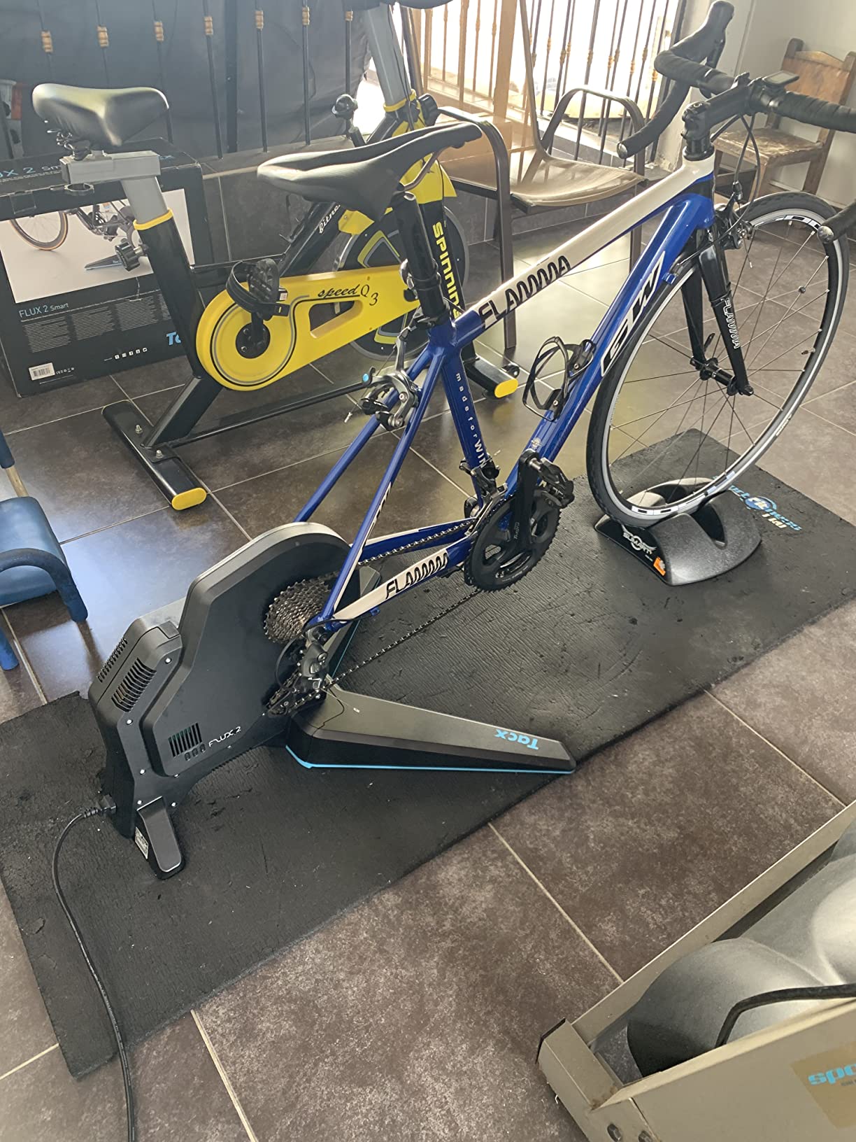 Tacx T2980.60 Flux 2 Smart Trainer, Black customer photo 2