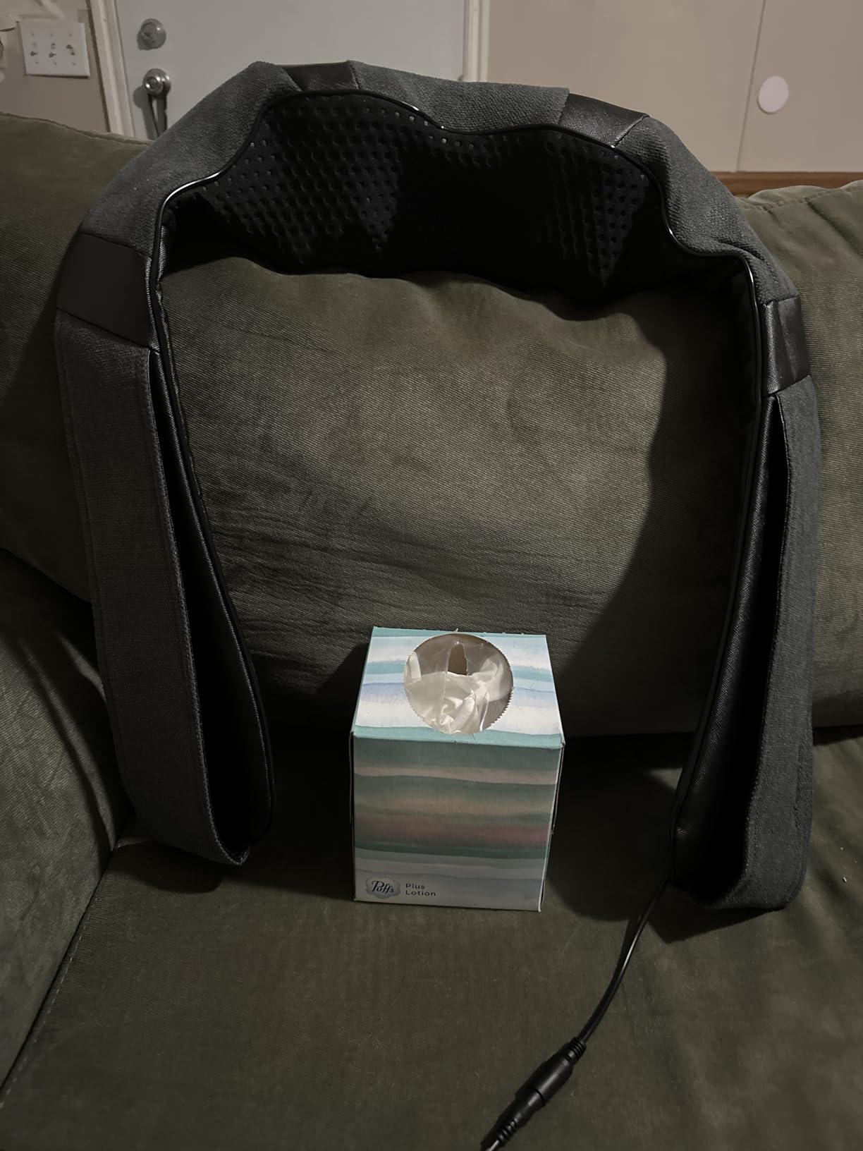 Mirakel Mothers Day Gifts for Mom Wife Women, Neck Massager for Pain Relief Deep Tissue, Electric Shiatsu Shoulder & Back Massager with Heat (NOT Cordless) customer photo 1