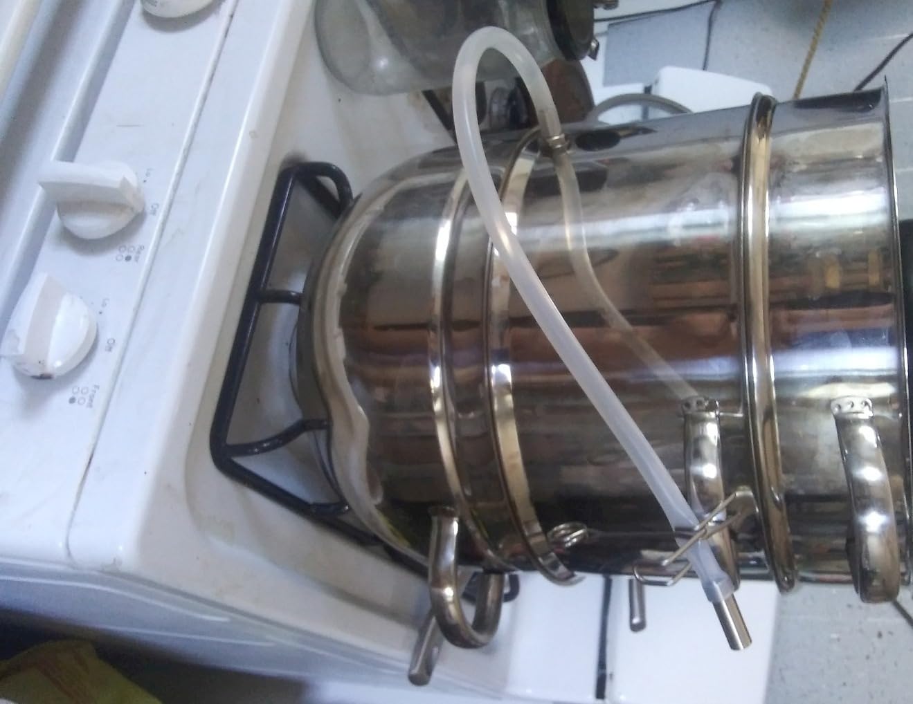 Kitchen Crop Little Creek Stainless Steel Water Distiller, 2 Gallon Capacity, Works on all Stovetops, Double Boiler, Render Lard & Tallow customer photo 2