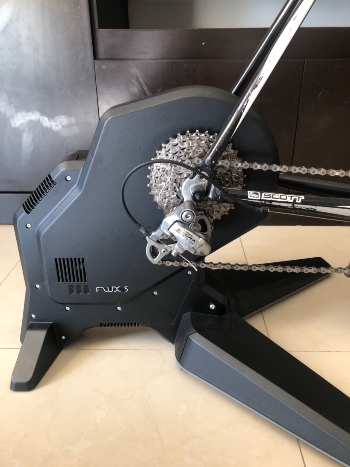Tacx Flux S Smart Bike Trainer, Black, Model:T2900S.60 customer photo 1