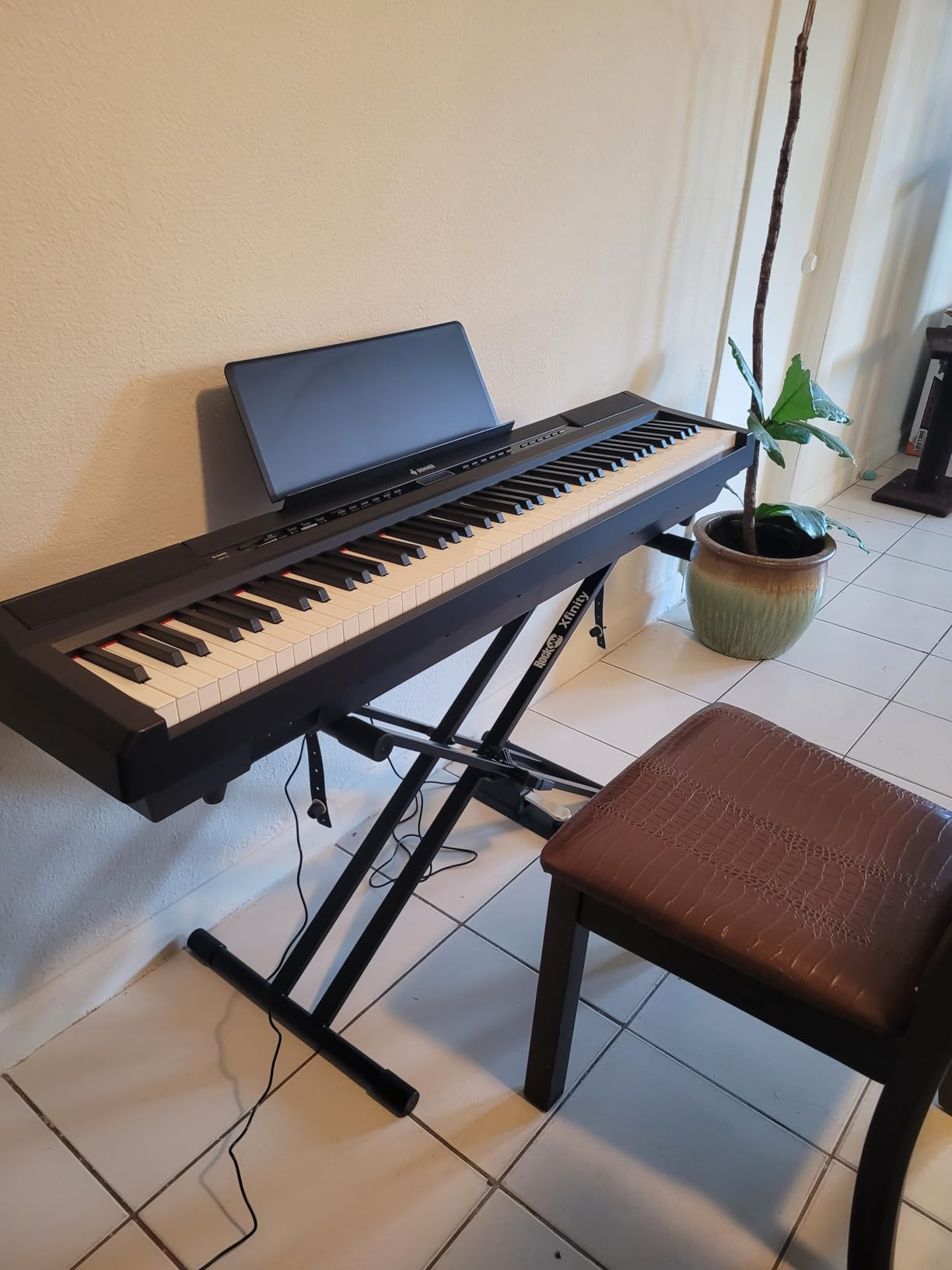 Donner DEP-20 Beginner Digital Piano 88 Key Full Size Weighted Keyboard, Portable Electric Piano with Sustain Pedal, Power Supply customer photo 2