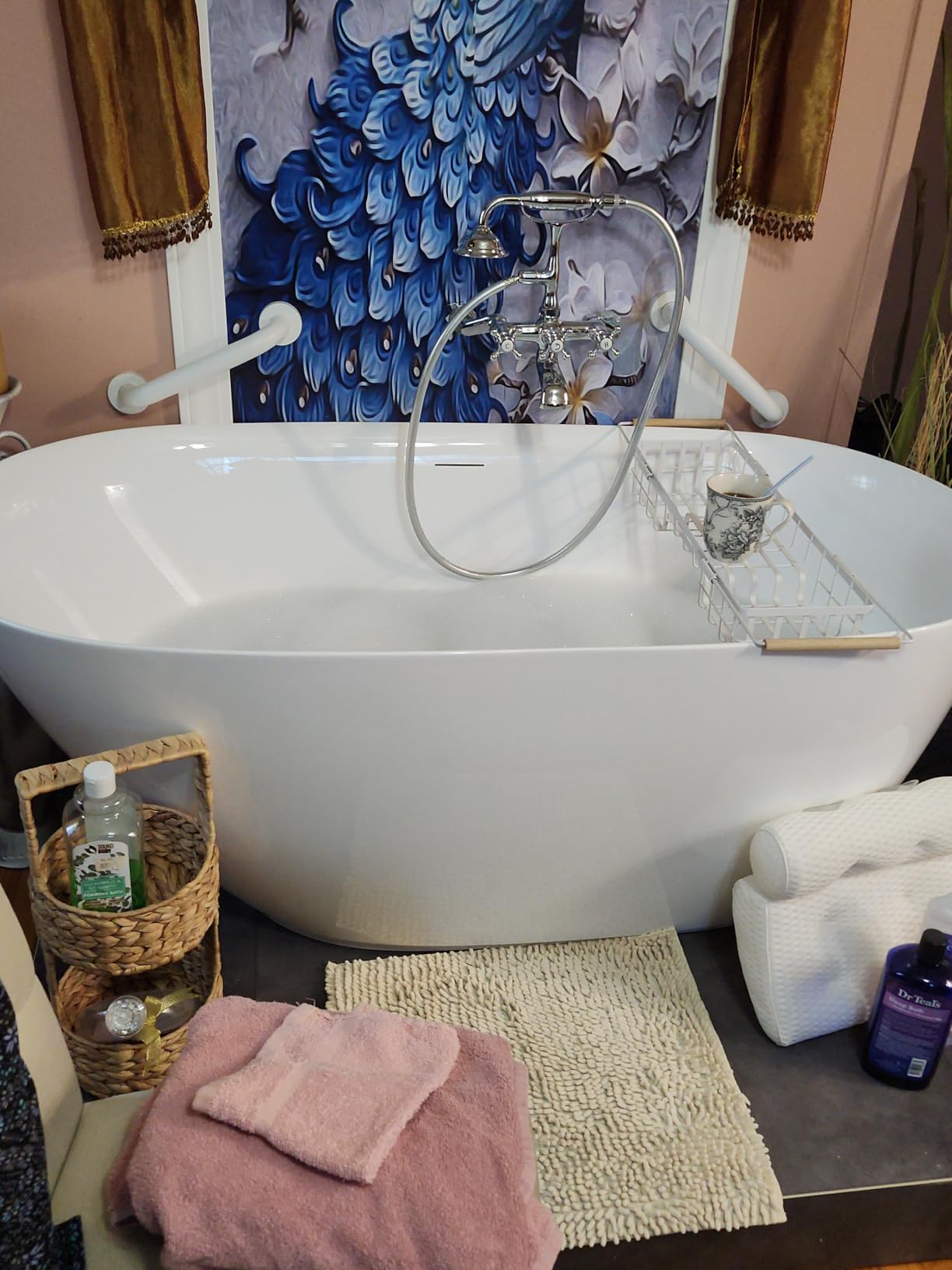 ANZZI Freestanding Bathtub 67 Inch Acrylic Flat Bottom Soaking Tub in Glossy White | Modern One Piece Design Center Drain High Capacity Comfortable Interior Ami Series | FT-AZ401 customer photo 1