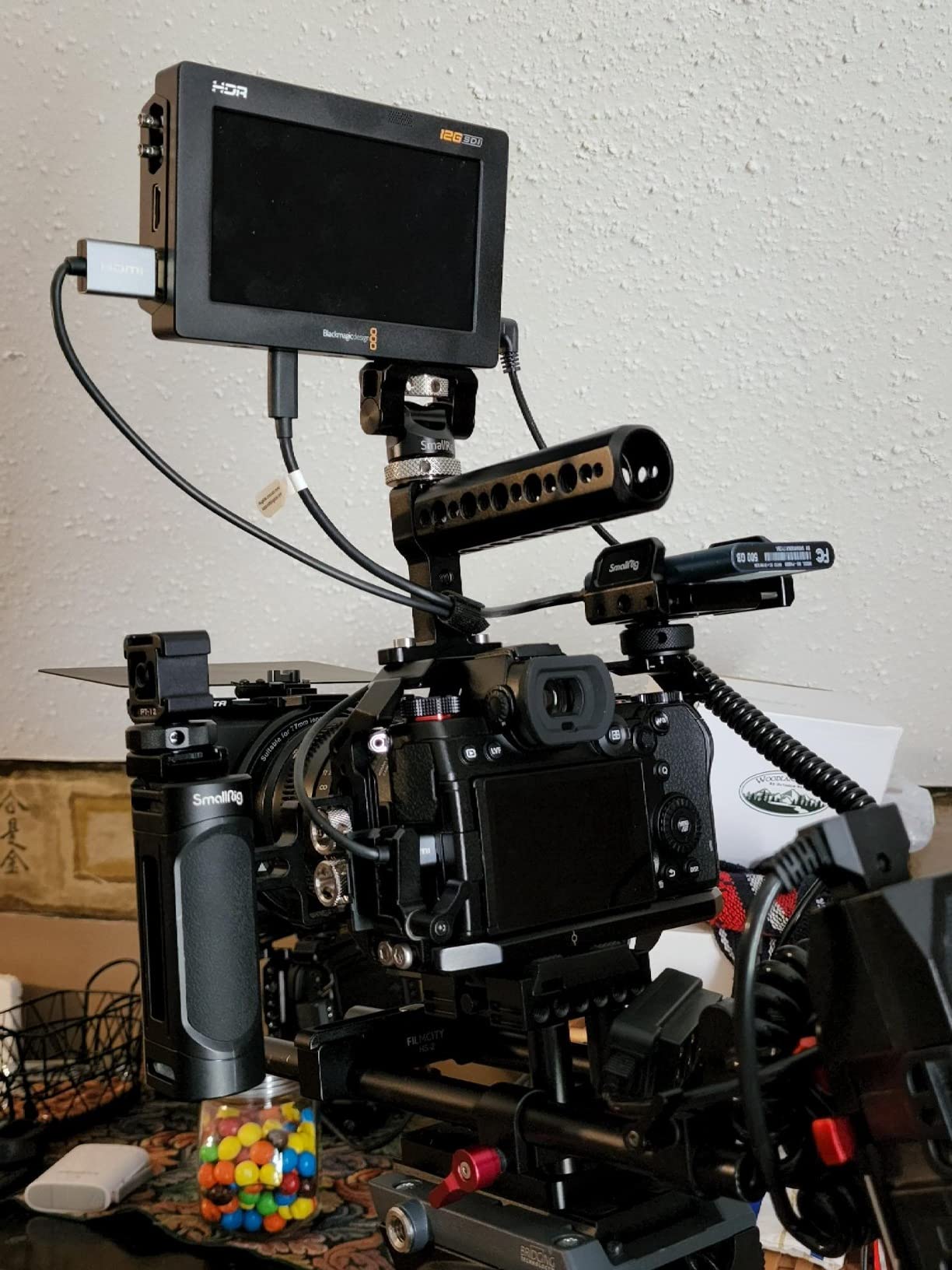 Blackmagic Design Video Assist 5-inch 12G-SDI/HDMI HDR Recording Monitor (HYPERD/AVIDA12/5HDR) customer photo 1