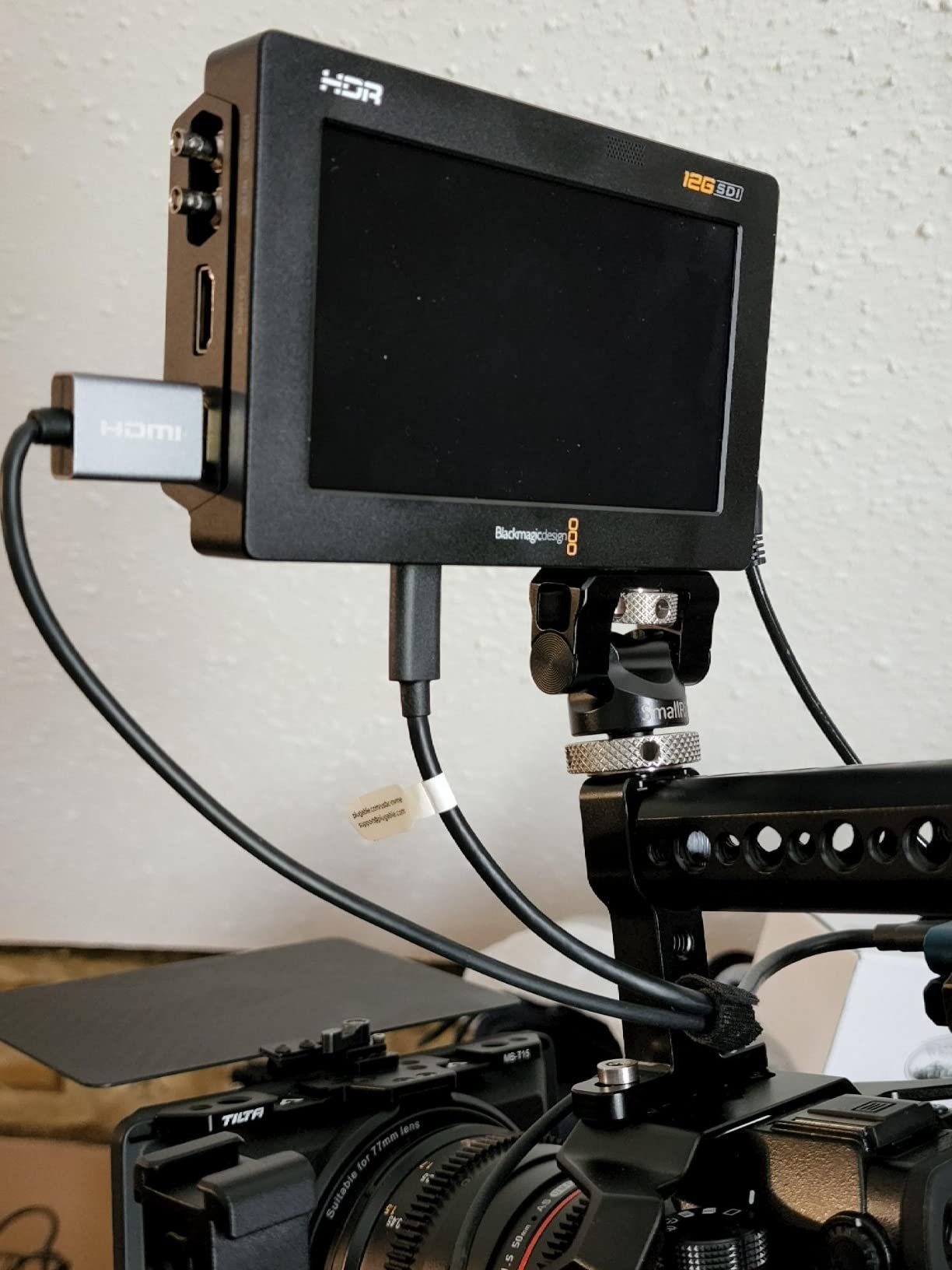 Blackmagic Design Video Assist 5-inch 12G-SDI/HDMI HDR Recording Monitor (HYPERD/AVIDA12/5HDR) customer photo 2