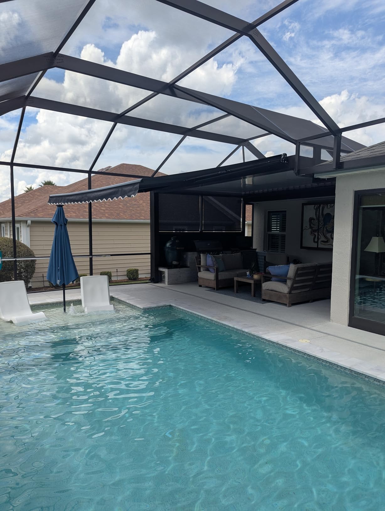 Aleko 20x10 feet Caribbean Style Electric Black Frame Awning, Remote Control Motorized & Manual Crank, Outdoor Shade Canopy with UV-Resistant Fabric - Charcoal Gray customer photo 1