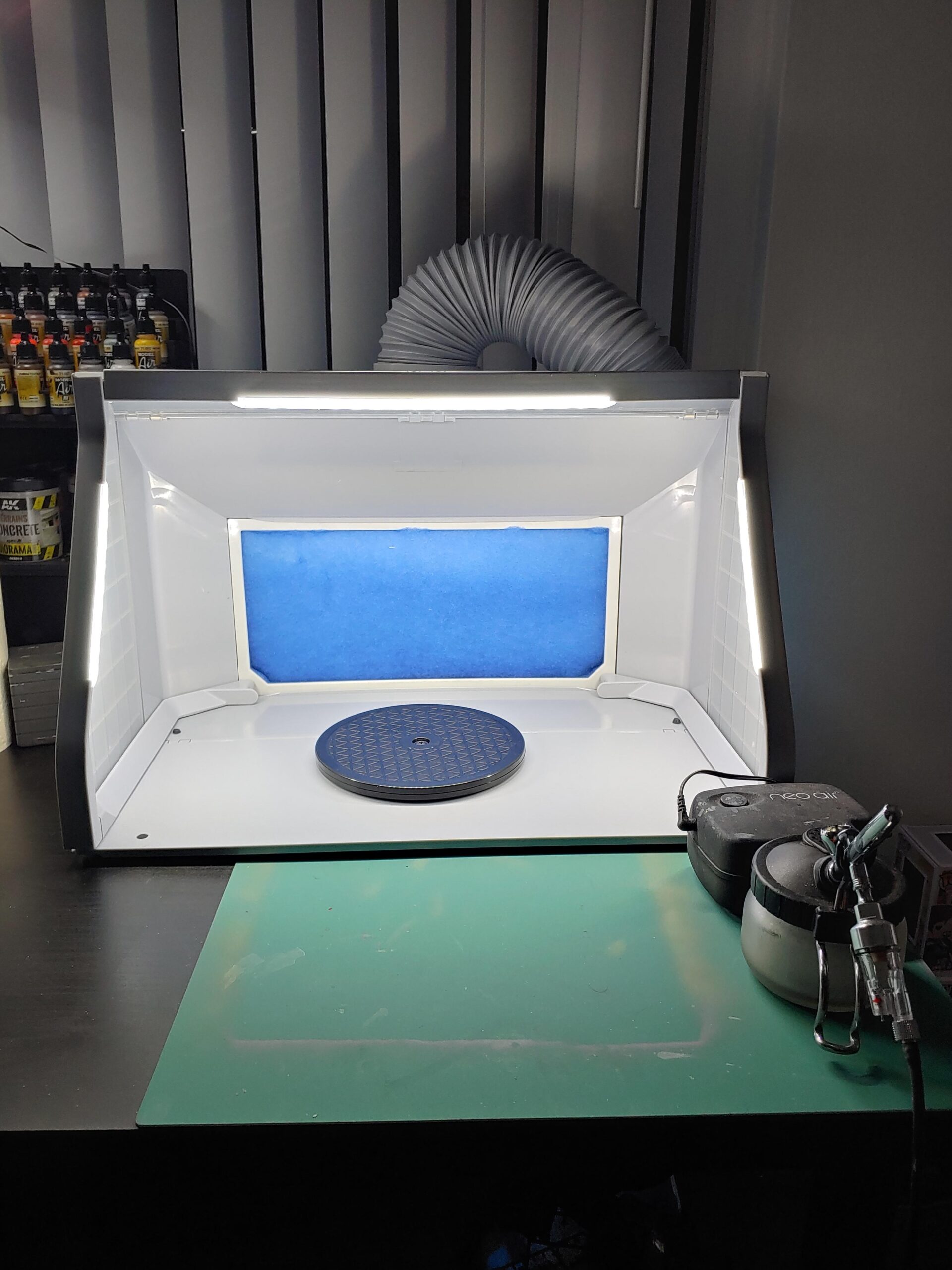Airbrush Spray Booth with Adjustable Wind and Bright for Hobby Model Crafts Portable Airbrush Booth with Rotary Knob 3 LED Light Large Space Painting Booth customer photo 2