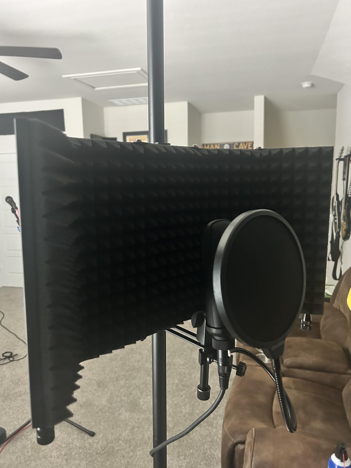 Aokeo Studio Recording Microphone Isolation Shield with Pop Filter & Tripod Stand - High Density Absorbent Foam to Filter Vocal customer photo 1