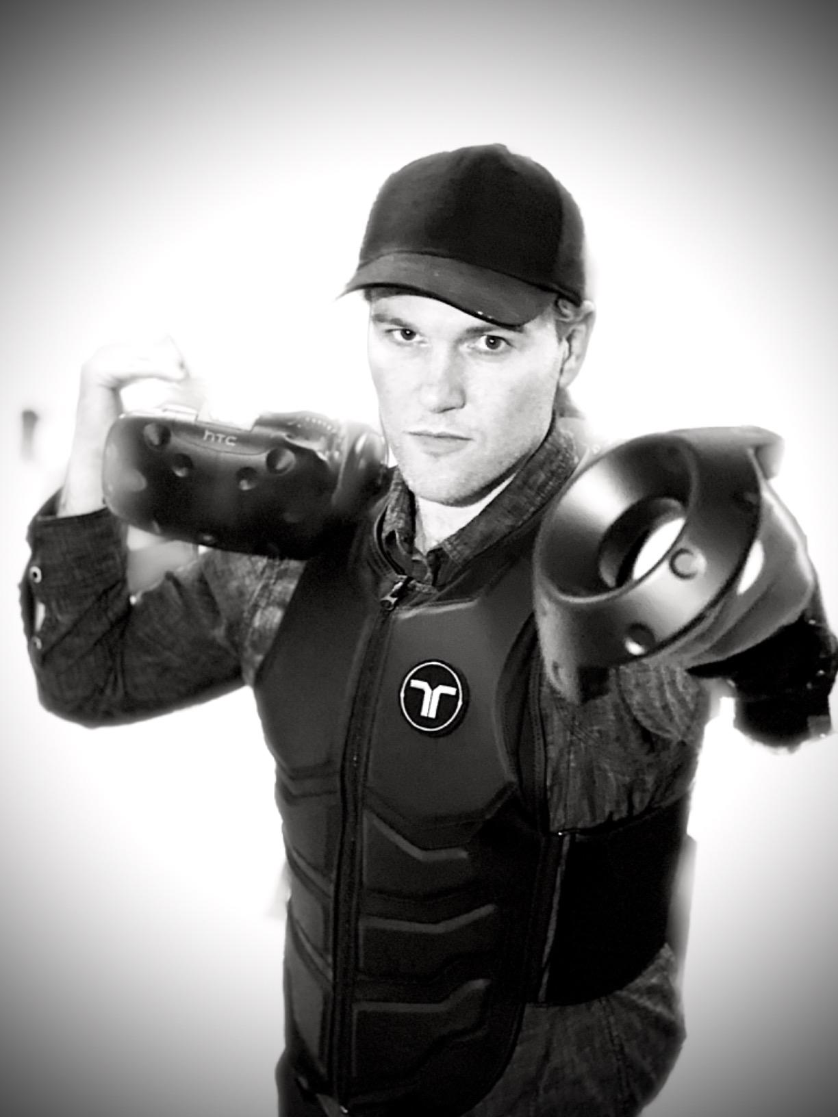 bHaptics haptic vest Tactot DK 3 for VR, PC gaming, music and movie - 40 vibration feedback points customer photo 1