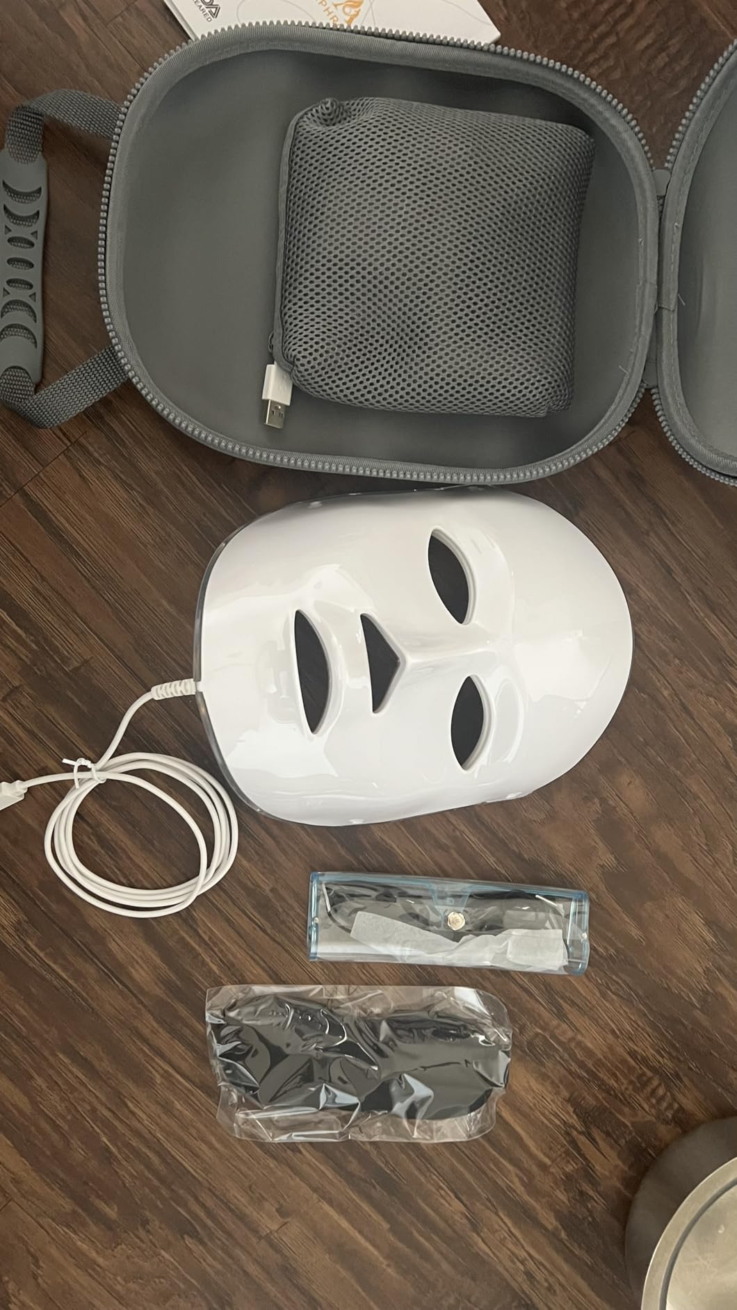 Aphrona FDA cleared Moonlight LED Facial Mask Skin Care Mask, LED Light Therapy Red Blue light for Acne Removal Wrinkle Reduction customer photo 1