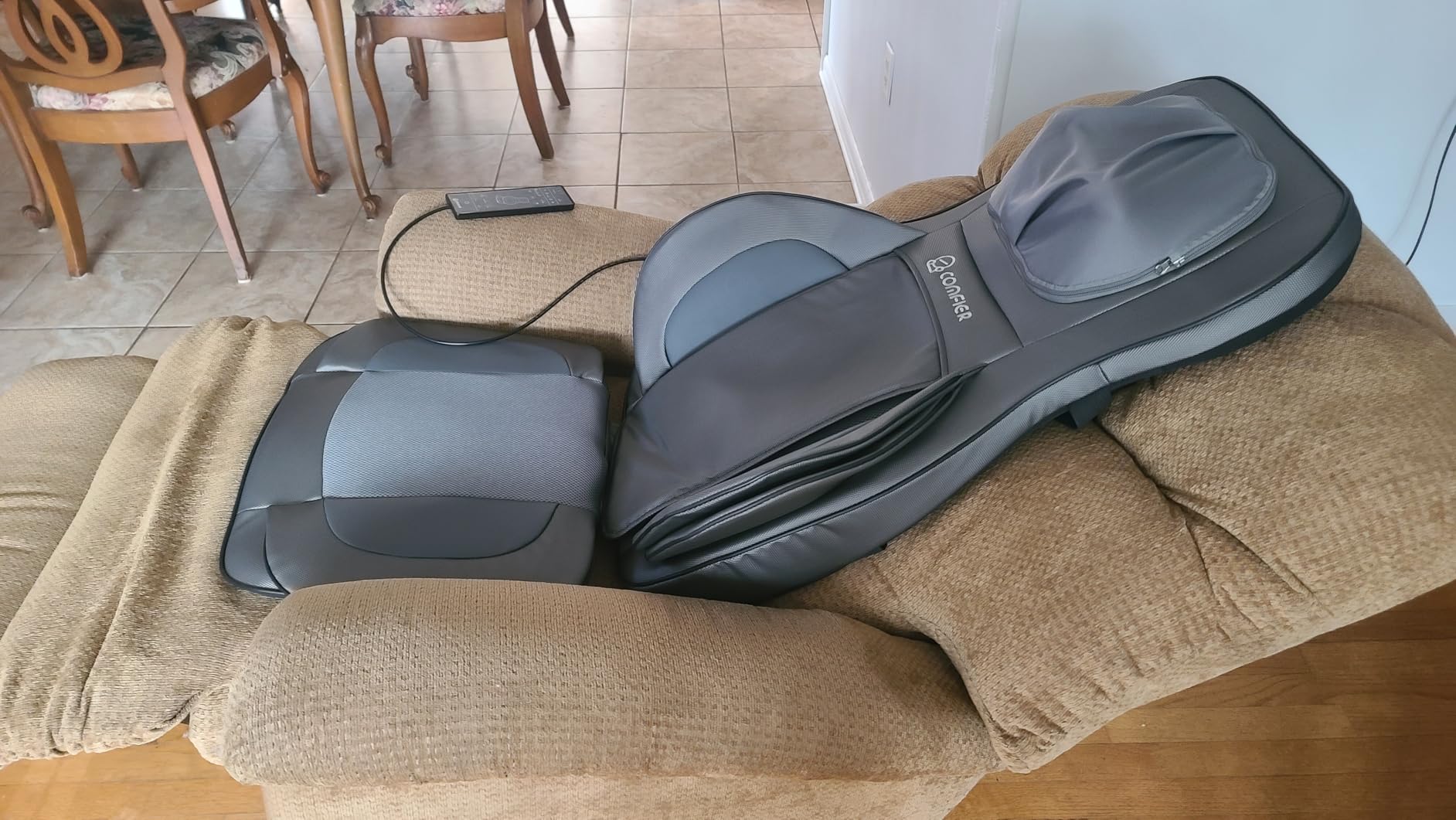 COMFIER Massager Chair with Heat, Shiatsu Neck Back Massager Portable with Compression & Rolling, Massage Chair Pad for Neck & Back for Muscle Tension Relief customer photo 1