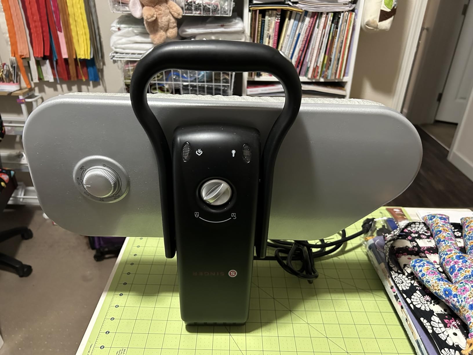 SINGER Intelligent Steam Press (1800W) | Professional Steamer with 36