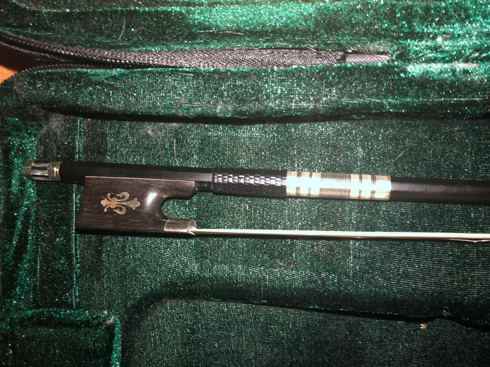 Viotti Carbon Fiber Violin Bow, Hand Crafted by Professional Violin & Bow Makers customer photo 2