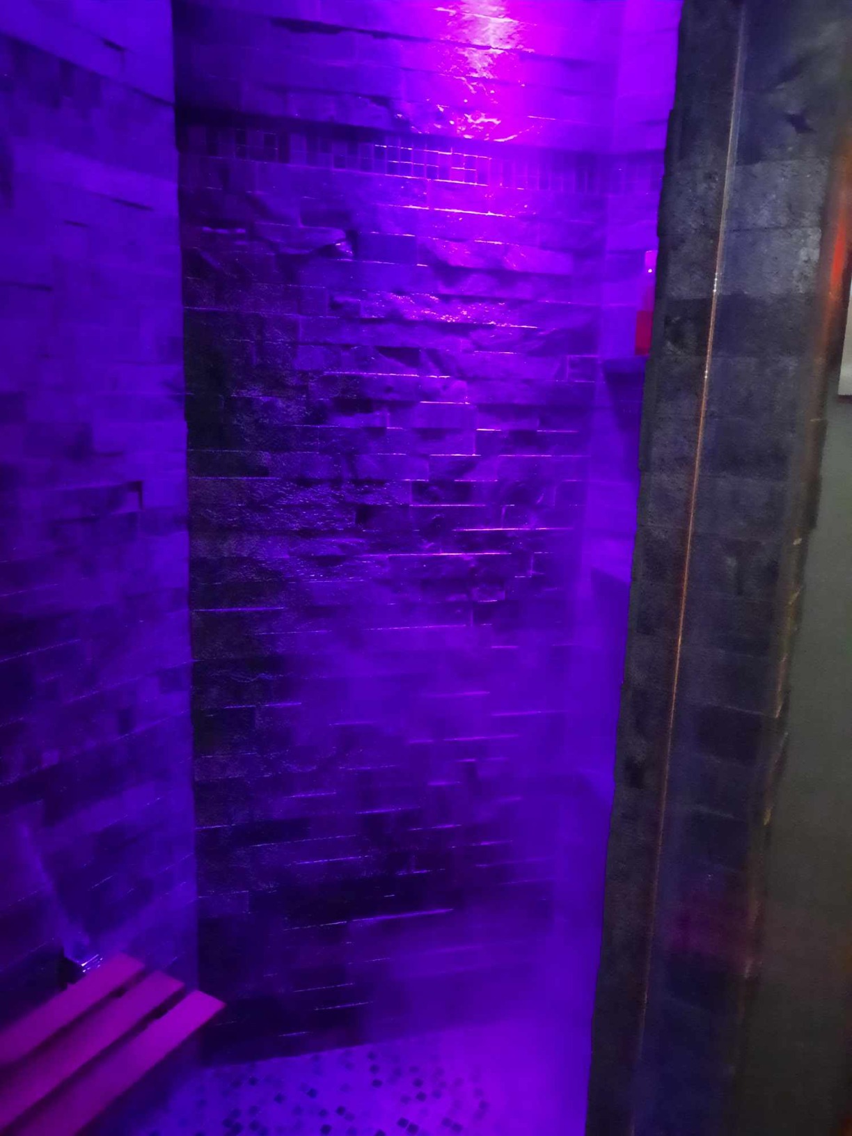 SteamSpa 9kW Steam Sauna Generator Executive Bundle 240V Steam Generator with Touch Pad, Steamheads, Pressure Relief Valve, Built-in Auto Drain, LED Light, Filter and Quick Install Kit EXT900CH-A customer photo 2