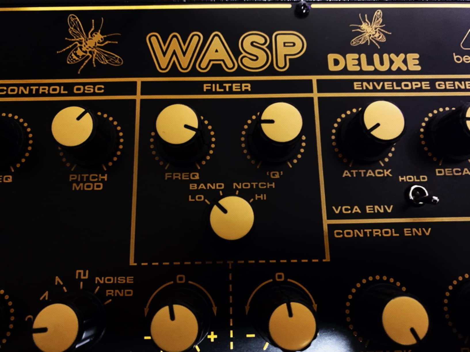 Behringer WASP DELUXE Legendary Analog Synthesizer with Dual OSCs, Multi-Mode VCF, 16-Voice Poly Chain and Eurorack Format customer photo 2