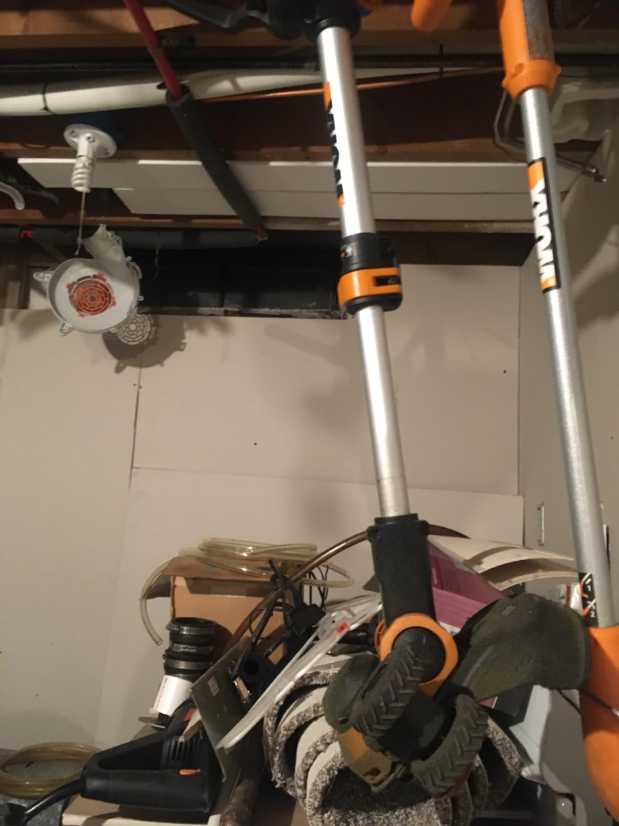 WORX Cordless String Trimmer & Lawn Edger, 12'' Electric Weed Wacker with 5.5 LBS, 20V Weed Eater with 90° Pivoting Head, Battery & Charger Included, WG163.8 customer photo 1