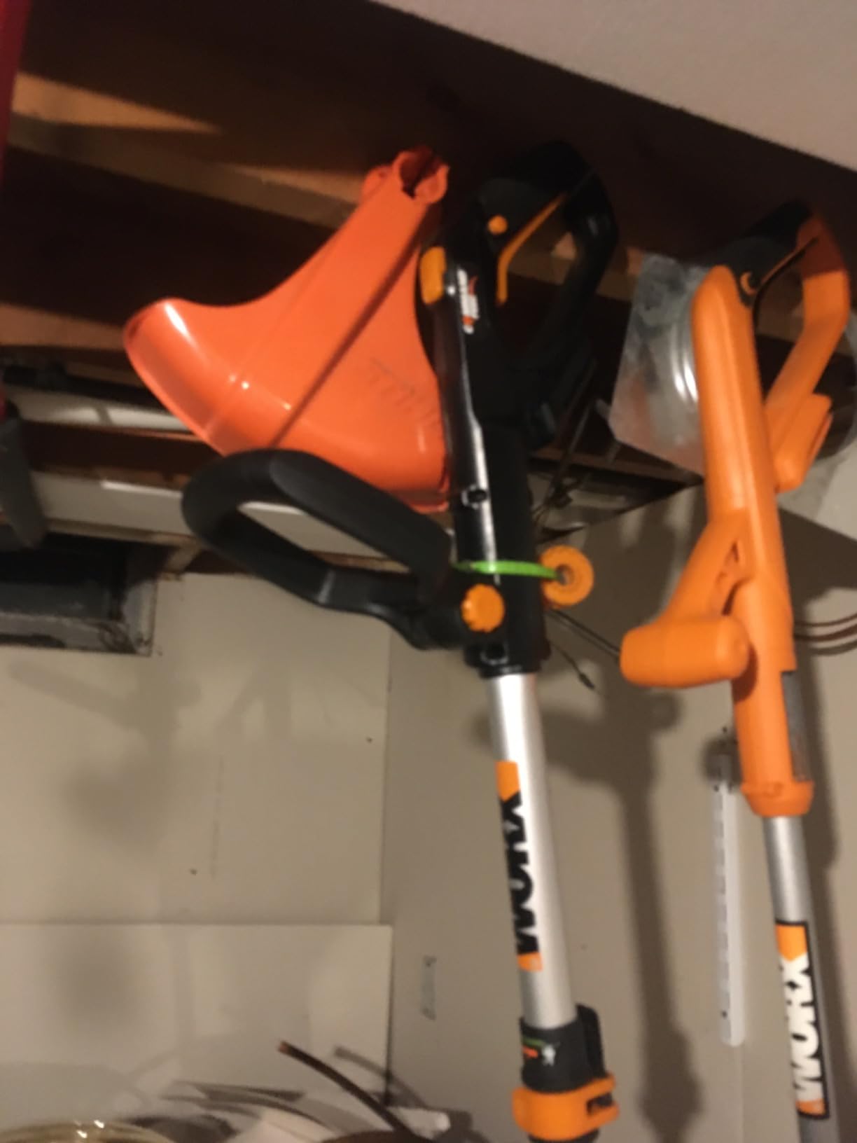 WORX Cordless String Trimmer & Lawn Edger, 12'' Electric Weed Wacker with 5.5 LBS, 20V Weed Eater with 90° Pivoting Head, Battery & Charger Included, WG163.8 customer photo 2