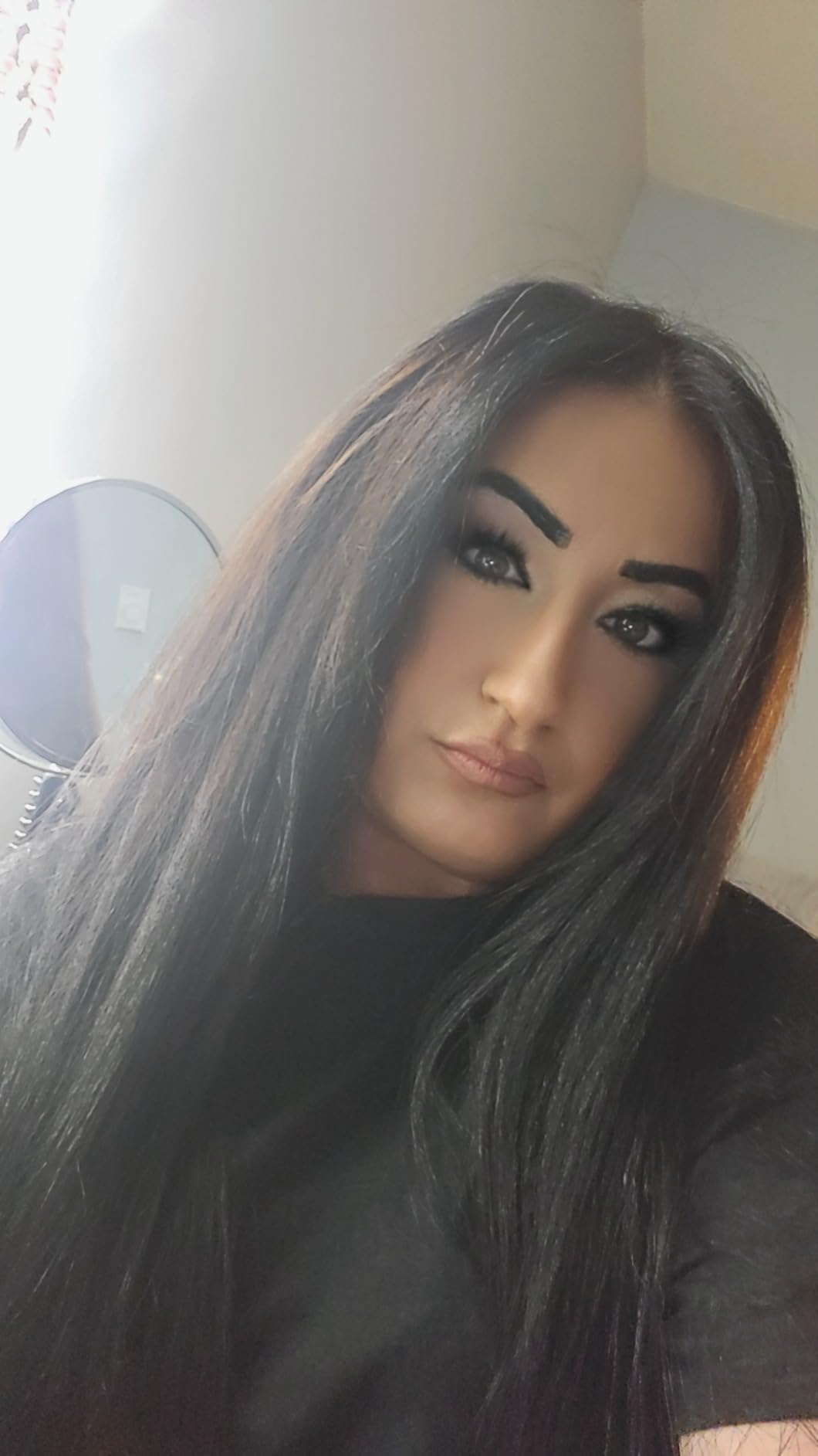 Professional Ionic Salon Hair Dryer, 2200 Watt Powerful AC Motor Ceramic Tourmaline Ion Blow Dryer, Quiet Hair Dryers with Diffuser & 2 Concentrator Nozzle Attachments Black/Red customer photo 2