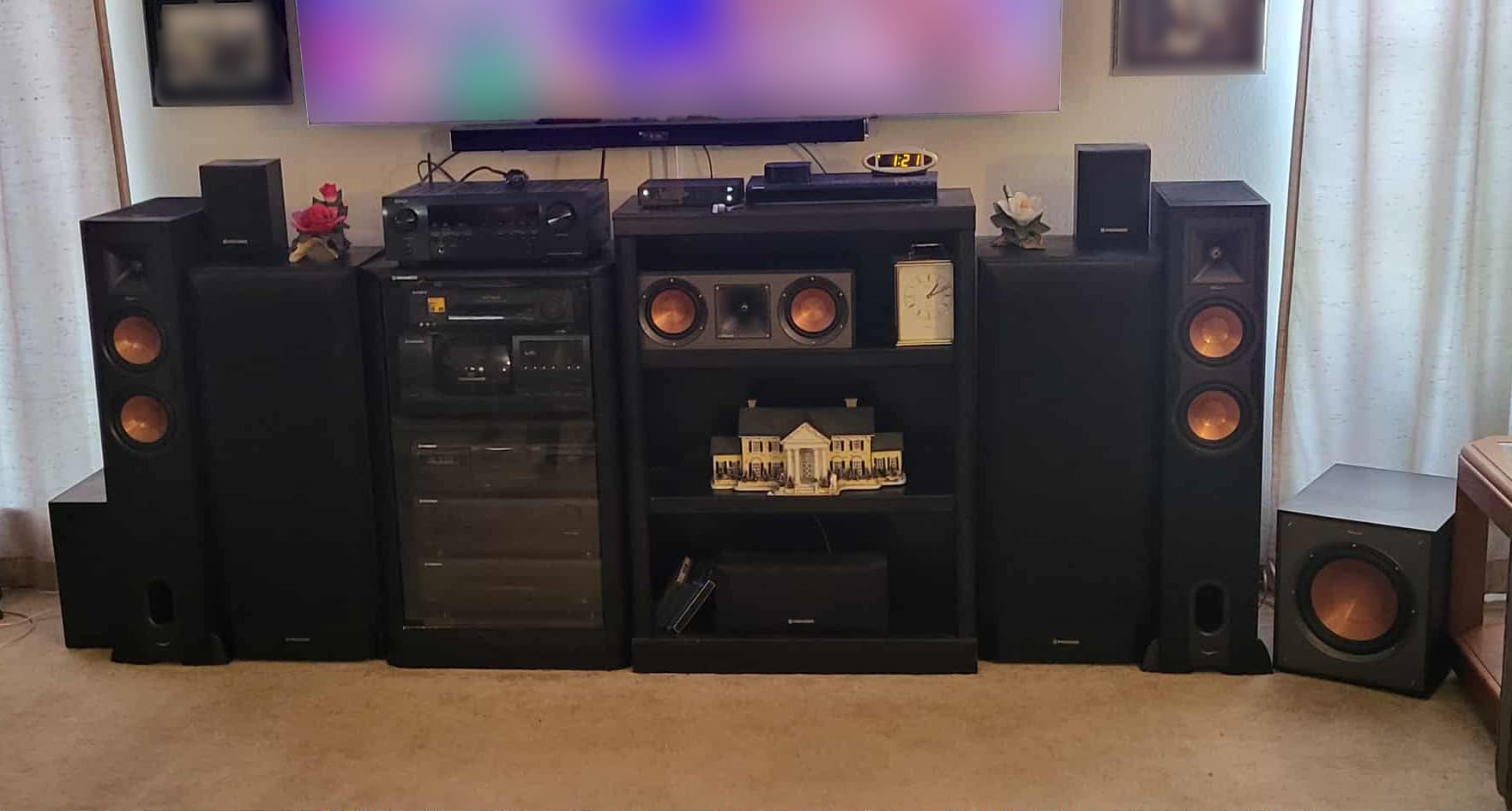 Klipsch Reference R-26FA 5.1 Home Theater Pack, Brushed Black Polymer Veneer customer photo 2