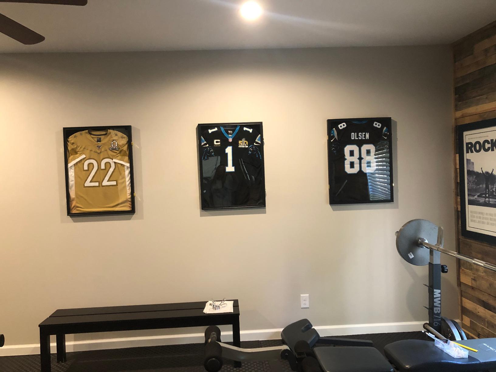 SNAIL Jersey Frame Display Case Large Lockable Frames Shadow Box with UV Protection Acrylic for Baseball Basketball Football Soccer Hockey Sport Shirt, Hanger and Wall Mount Option, Black Finish customer photo 2