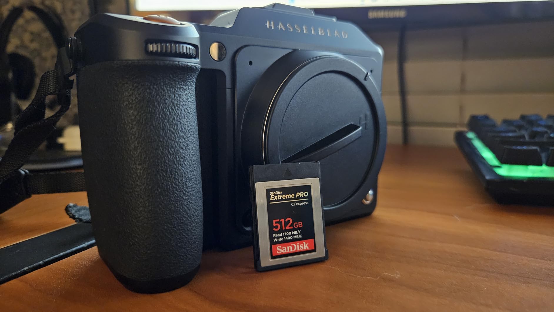 SanDisk 128GB Extreme PRO CFexpress Card Type B - SDCFE-128G-GN4NN, Silver customer photo 2