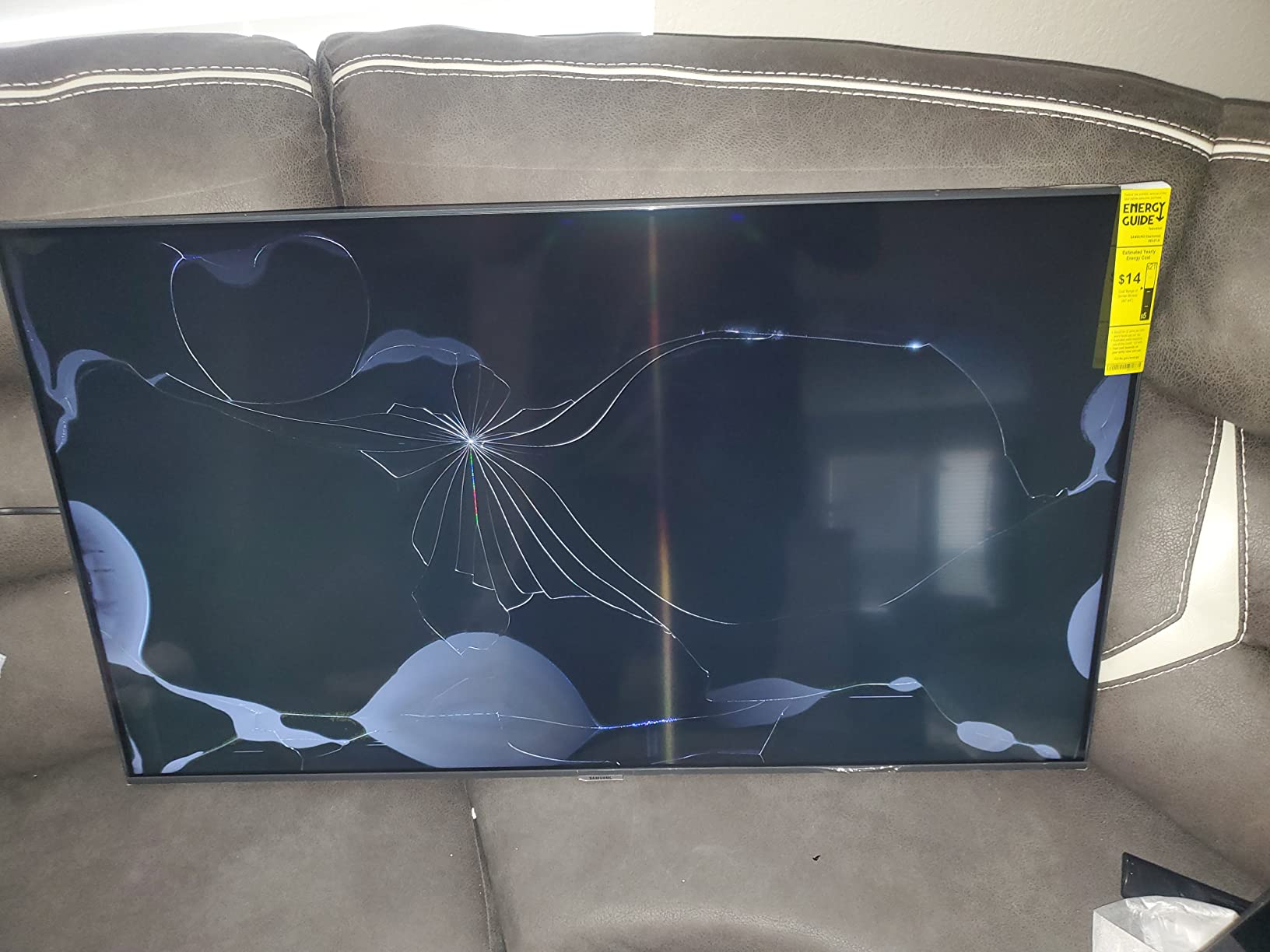 Samsung 65-Inch BE65T-H Pro TV | Commercial | Easy Digital Signage Software | 4K | HDMI | USB | TV Tuner | Speakers | 250 nits customer photo 2