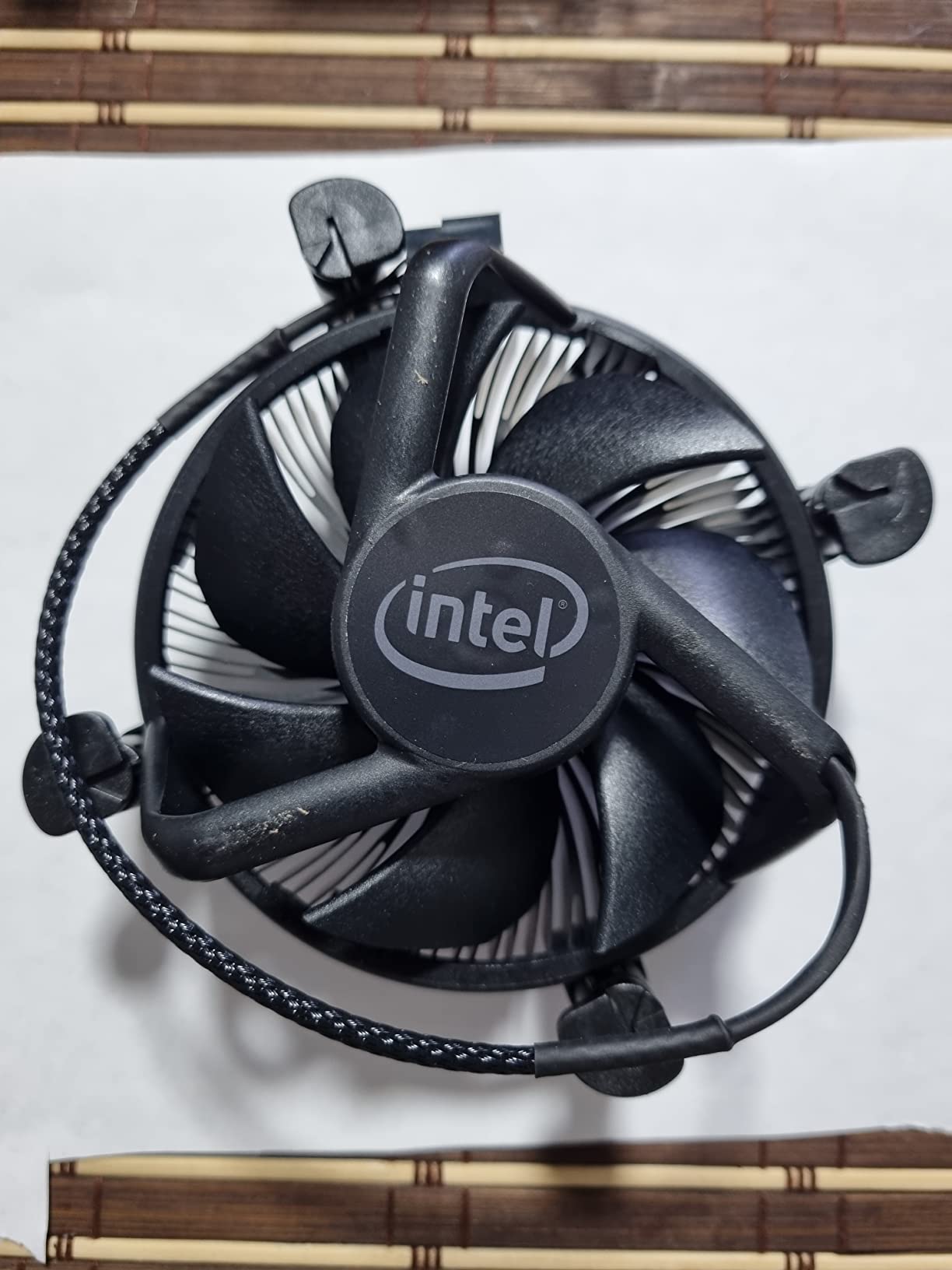 Intel Core i7-10700F Desktop Processor 8 Cores up to 4.8 GHz Without Processor Graphics LGA1200 (Intel 400 Series chipset) 65W customer photo 1