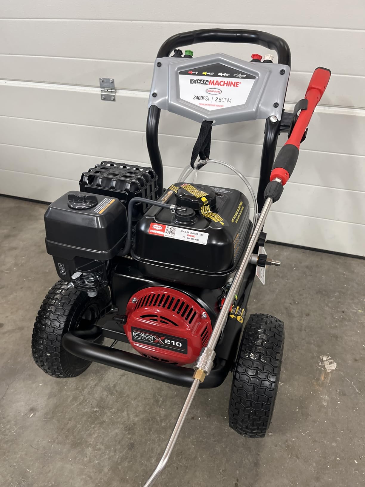 Simpson 3400 PSI Gas Pressure Washer, 2.5 GPM Residential Power Washer, Cold Water, 25' Hose, Clean Machine, 49-State Compliant (CM61083) customer photo 2