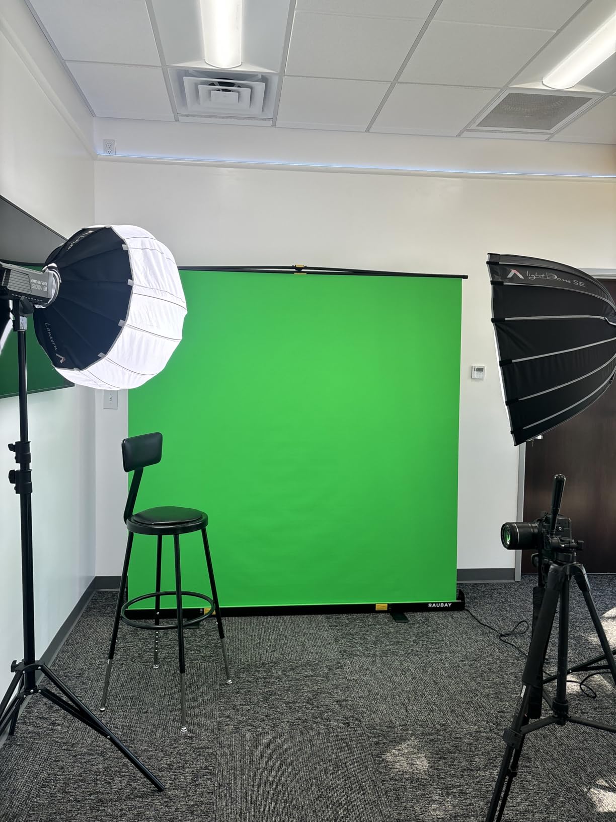 Aputure Lantern Softbox Soft Light Modifier,26inch, Quick-Setup Quick-Folding Aputure Space Light Upgraded for 300D Mark II 120D 120T 120D Mark II 300X and Other Bowens Mount Light customer photo 2