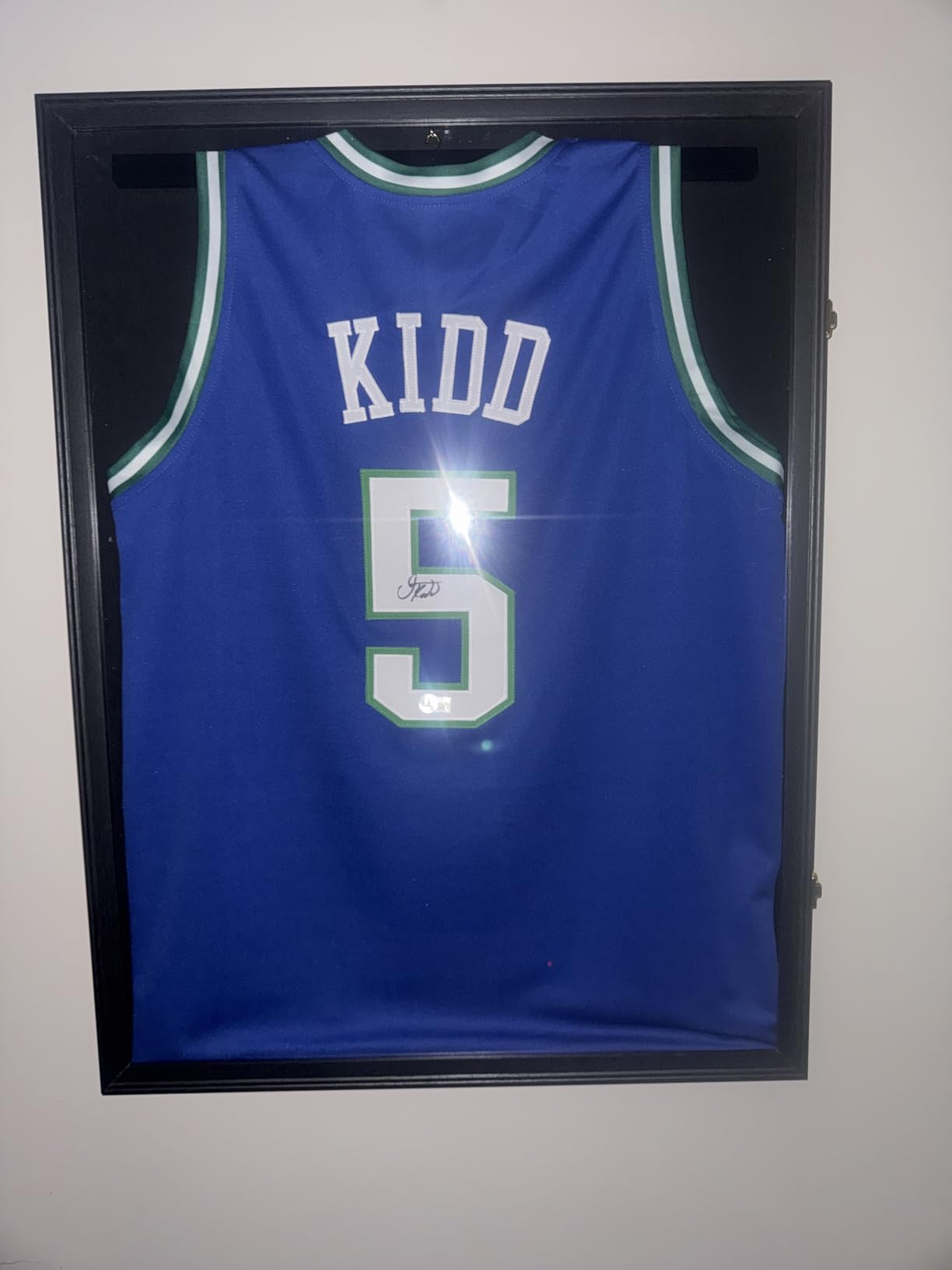 IHEIPYE Jersey Display Frame Case Lockable, Large Sport Jersey Shadow Box with 98% UV Protection Acrylic and Hanger for Baseball Basketball Football Soccer Hockey Shirt and Uniform,Black customer photo 1