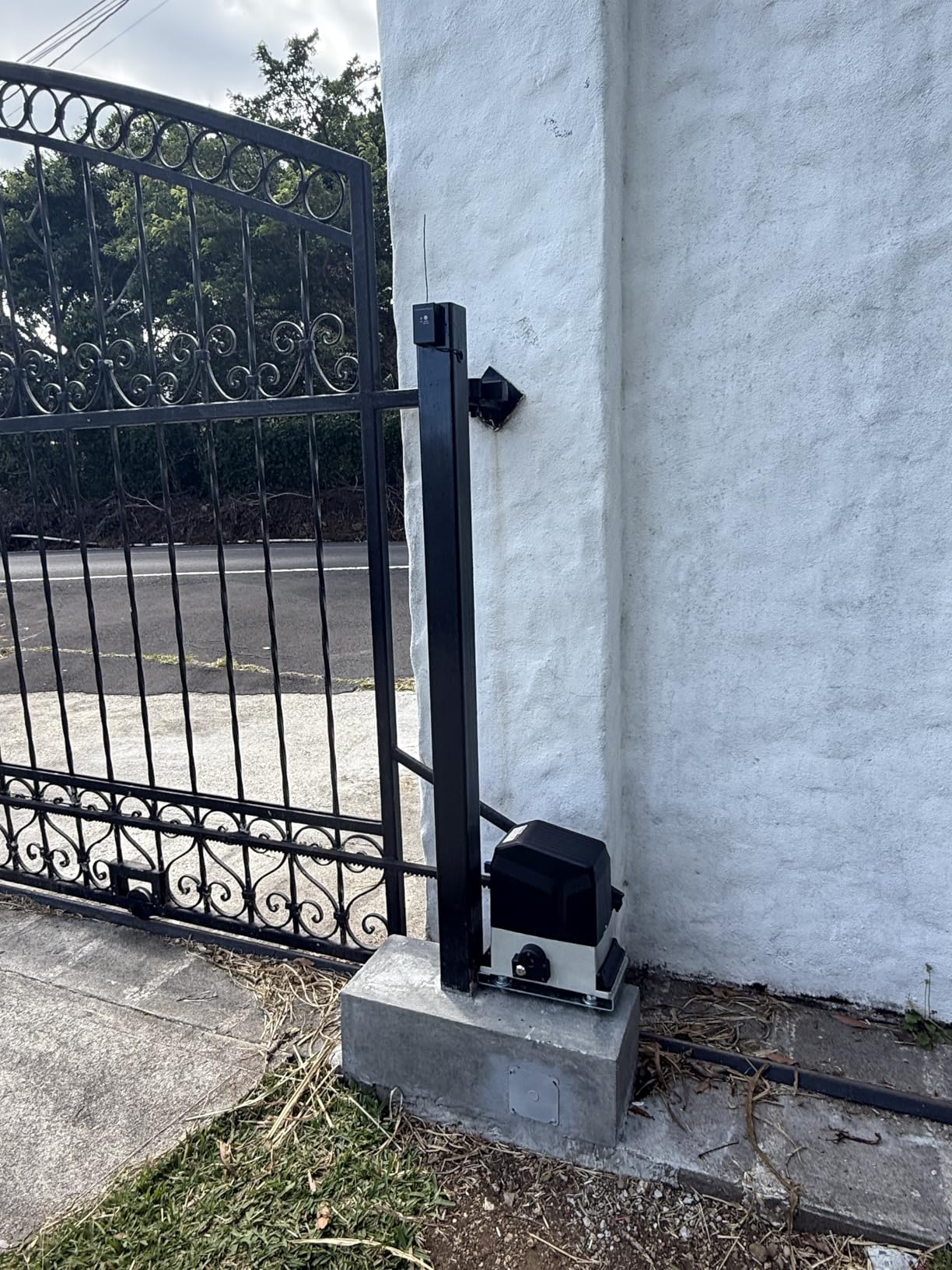 TOPENS RK1200T Automatic Sliding Gate Opener Rack Drive Electric Gate Motor for Heavy Driveway Slide Gates Up to 3400 Pounds, Security Gate Operator AC Powered with Nylon Gear Rack and Remote Control customer photo 2