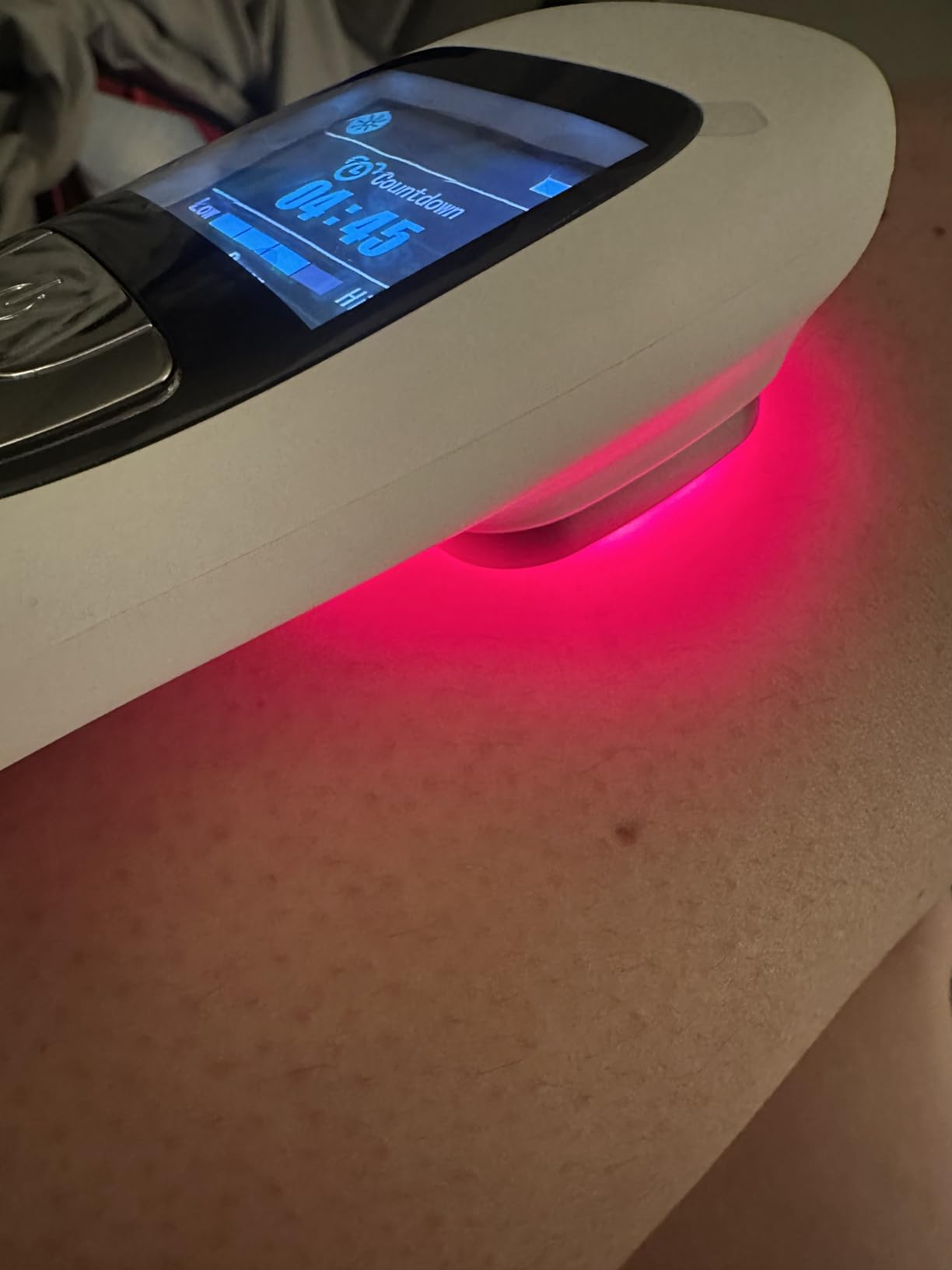 Red Light Therapy Device for Shoulder Back Knee Joint Muscle Pain Relief, 13pcs x 650nm + 3pcs x 808nm, 4 Power + 4 Timer, Handheld Cold Laser Therapy Device for Dogs Pet Horse customer photo 1