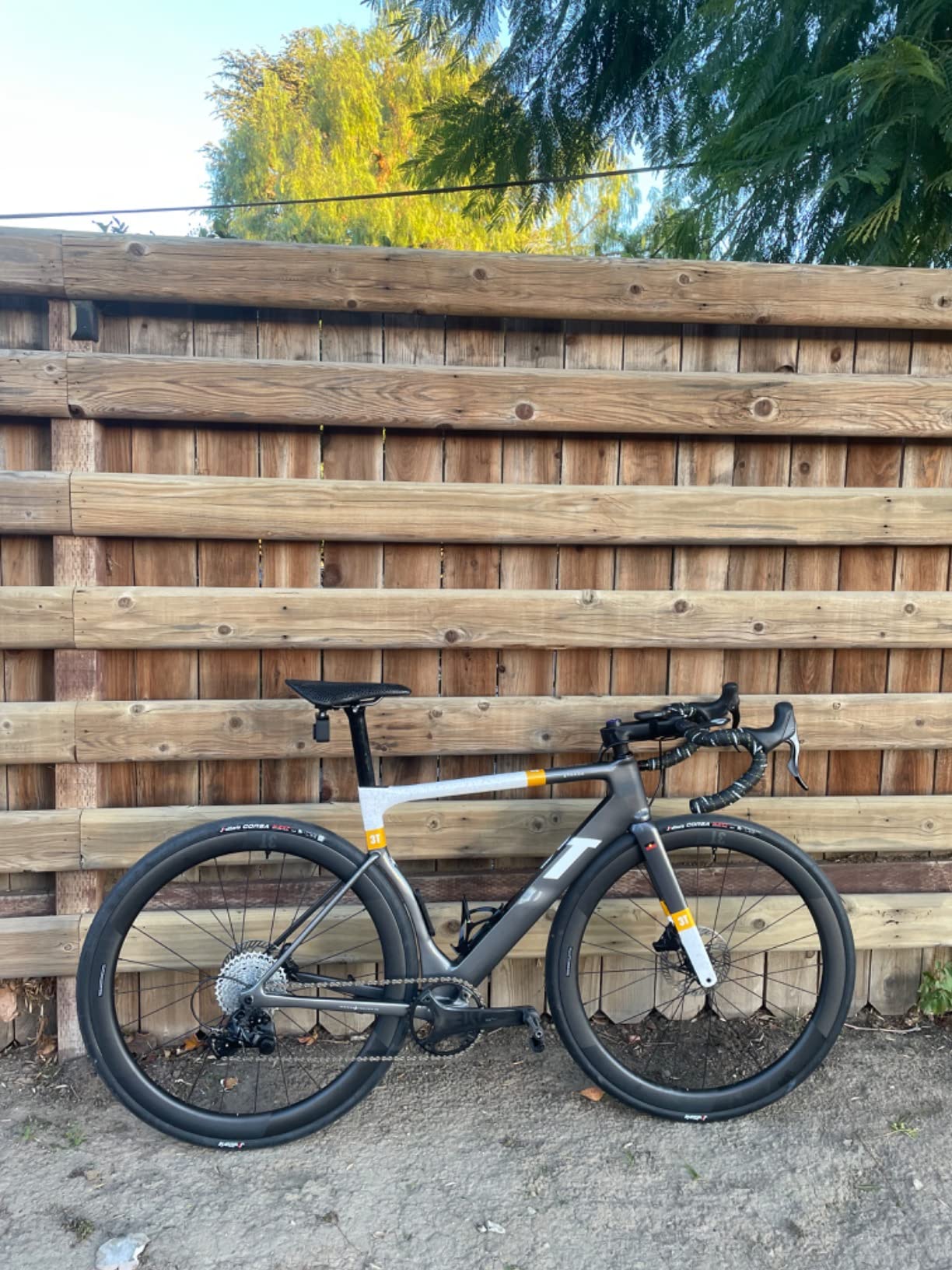 Favero Assioma DUO Upgraded Double-Sided Power Waterproof Meter Pedals with Extra Cleats Bundle with HogoR Cleaning Cloth + Multi Tool Screwdriver customer photo 1