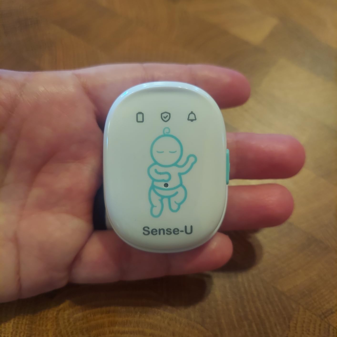 Sense-U Pro Baby Monitor - Breathing Movement, Rollover & Overheating Trackers for Better Sleep, Simple Clip-On Smart Sleep Monitor with Arousal Vibration, Audible Alerts & Sleep Analysis customer photo 2