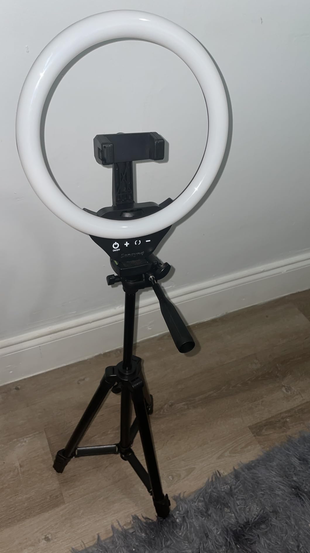 Sensyne 10'' Ring Light with 50'' Extendable Tripod Stand, LED Circle Lights with Phone Holder for Live Stream/Makeup/YouTube Video/TikTok, Compatible with All Phones customer photo 2