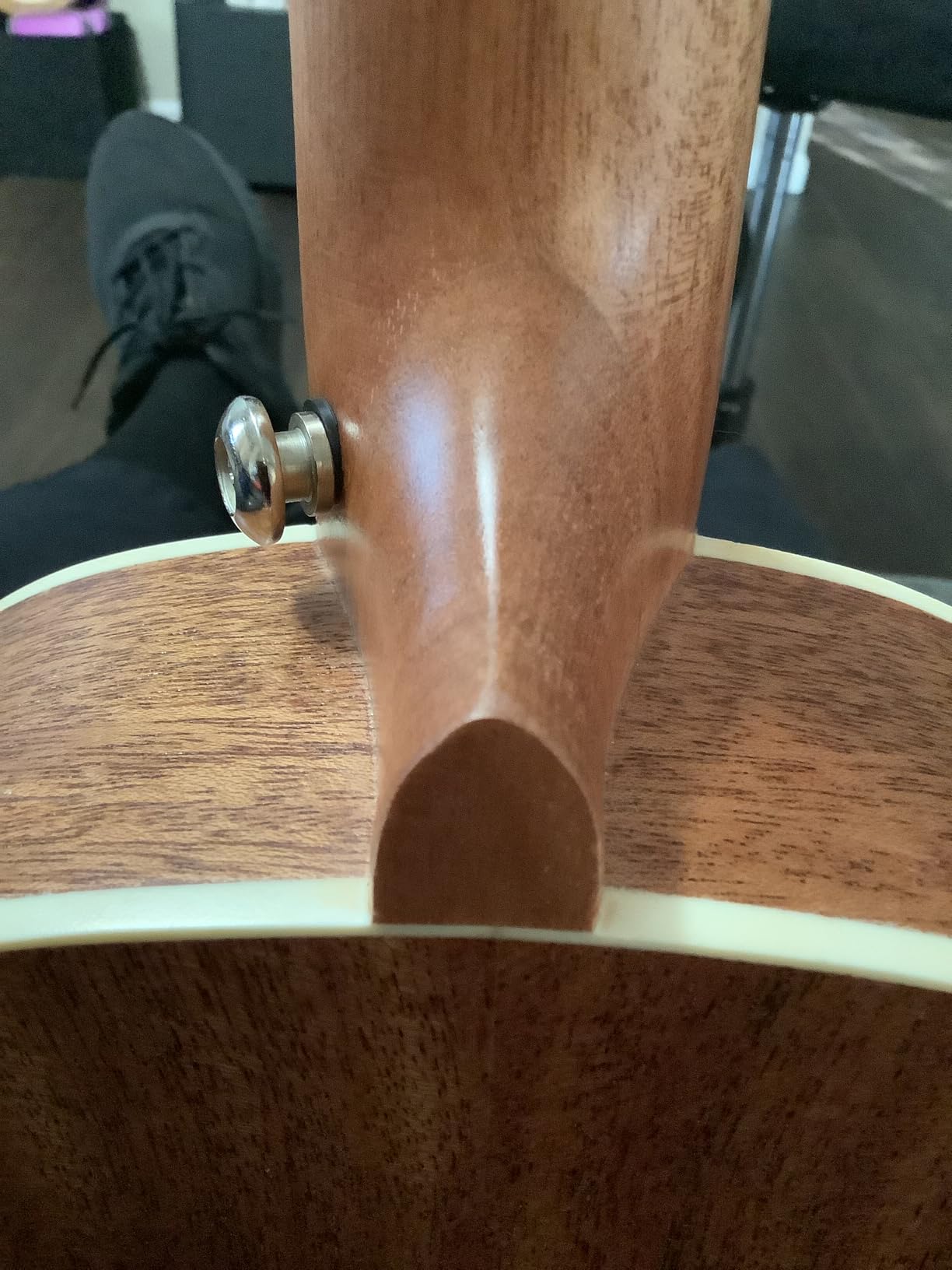 Tenor Ukulele, Acoustic Electric Ukelele 26 inch Uke Mahogany Ukulele Professional Set with Equalizer Starter Kit (Gig Bag, Picks, Straps, Strings, Cleaning Cloth, Getting Started Manual) by Vangoa customer photo 2