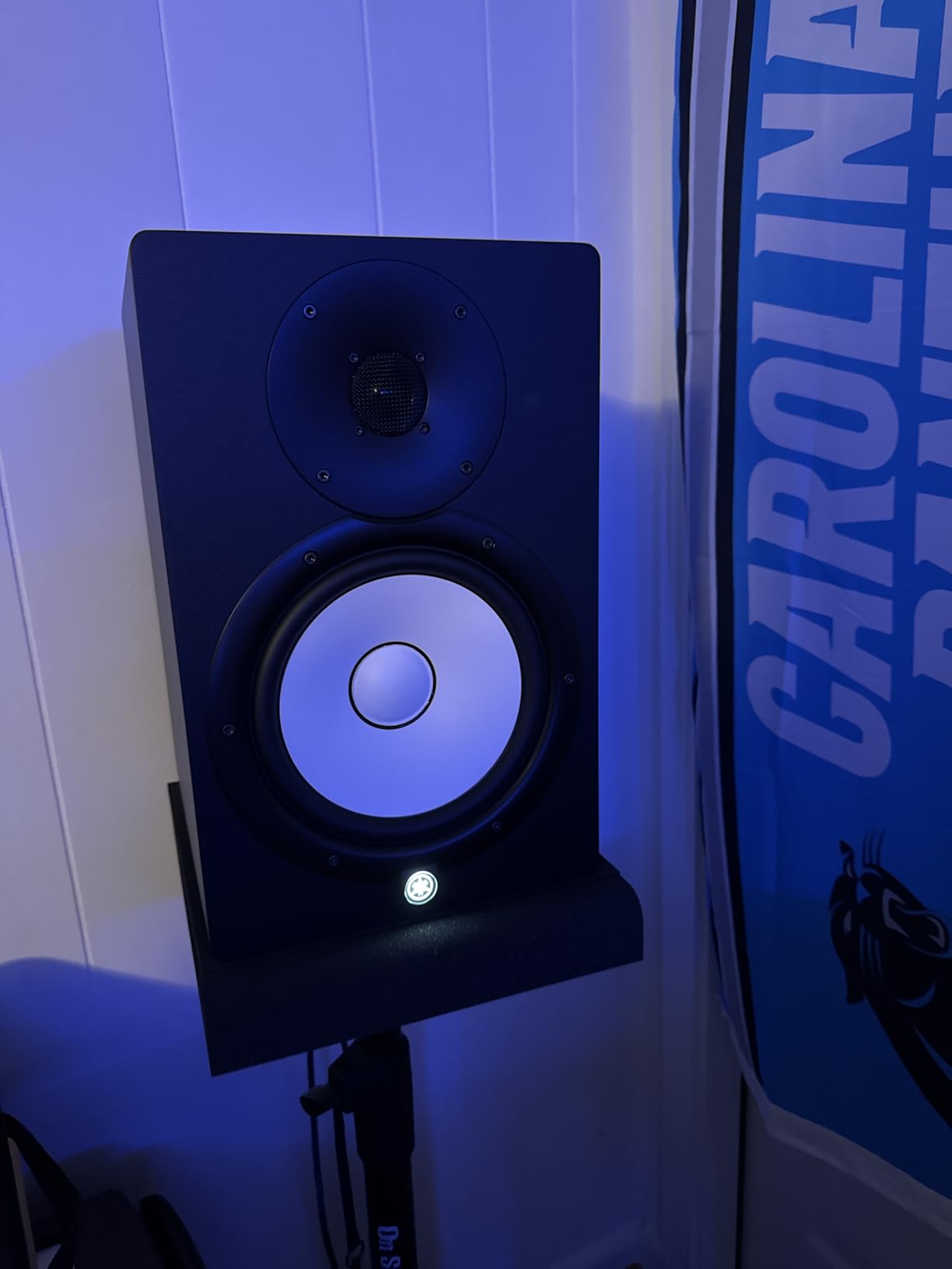 YAMAHA HS8 8-Inch Powered Studio Monitor Pair - Black customer photo 2