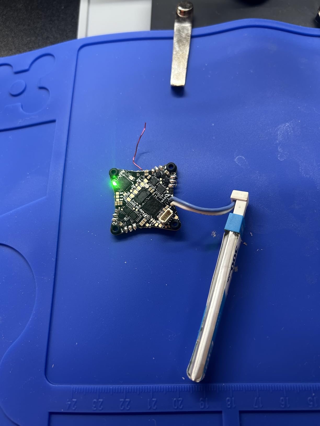 YIHUA 959D Digital Hot Air Rework Station, High Power with 3 Memories, Airflow Efficiency, °F/°C Display, Accurate Temp(212°F~932°F), Brushed Aluminum Panel & Safety Features customer photo 1