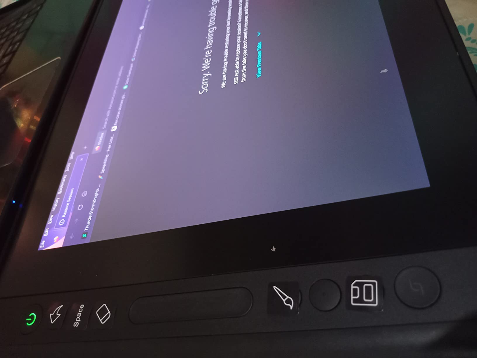 HUION KAMVAS Pro 24 2.5K QHD Drawing Tablet - 23.8 inch Full Laminated Pen Display customer photo 2